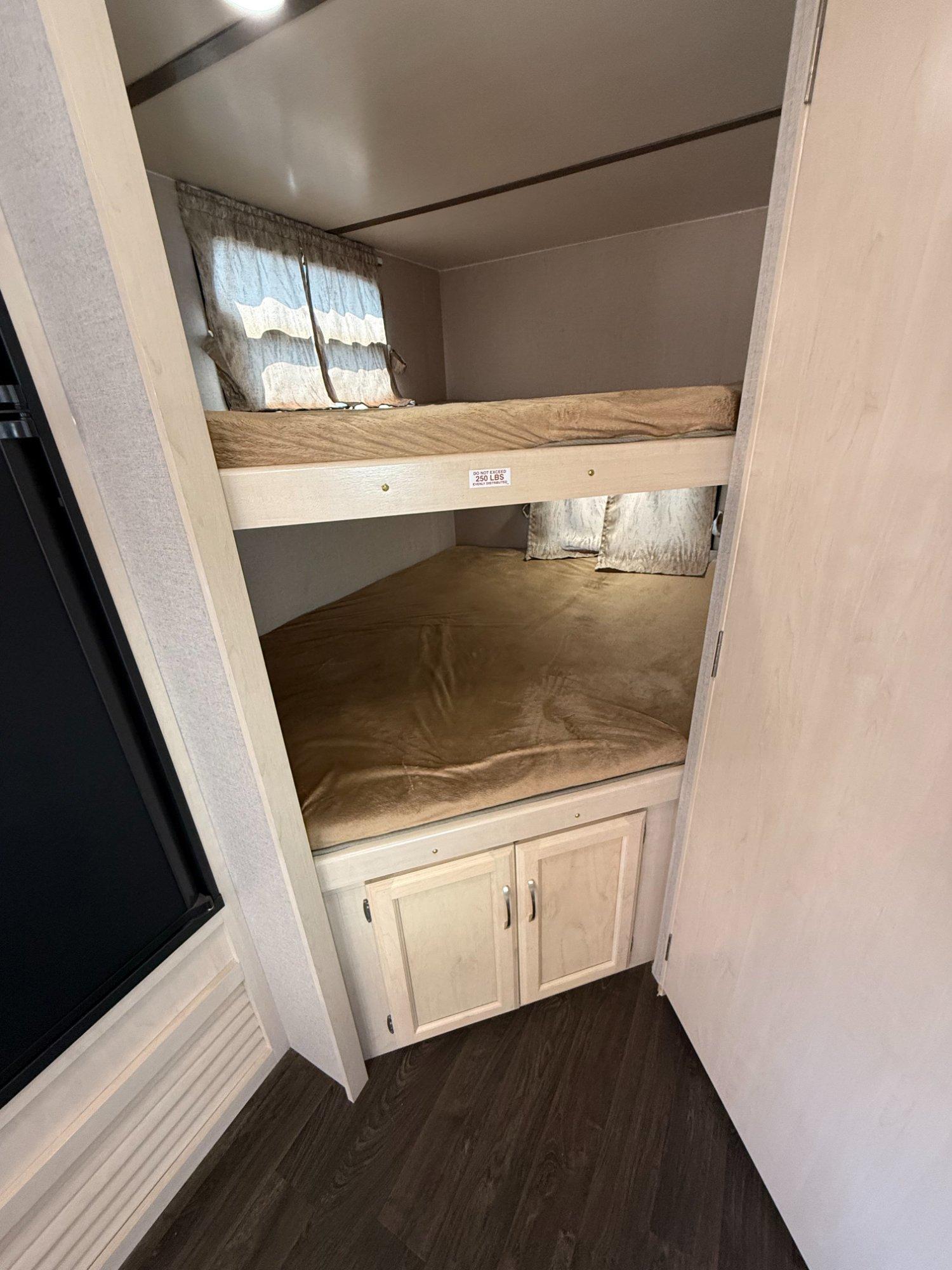 2019 Winnebago 2019 Winnebago Minnie - thumbnail 20