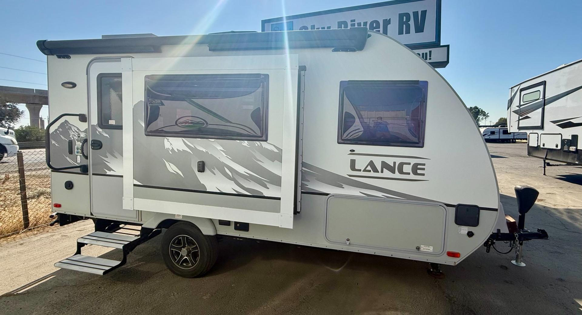 2021 Lance 2021 Lance Lance - image 1