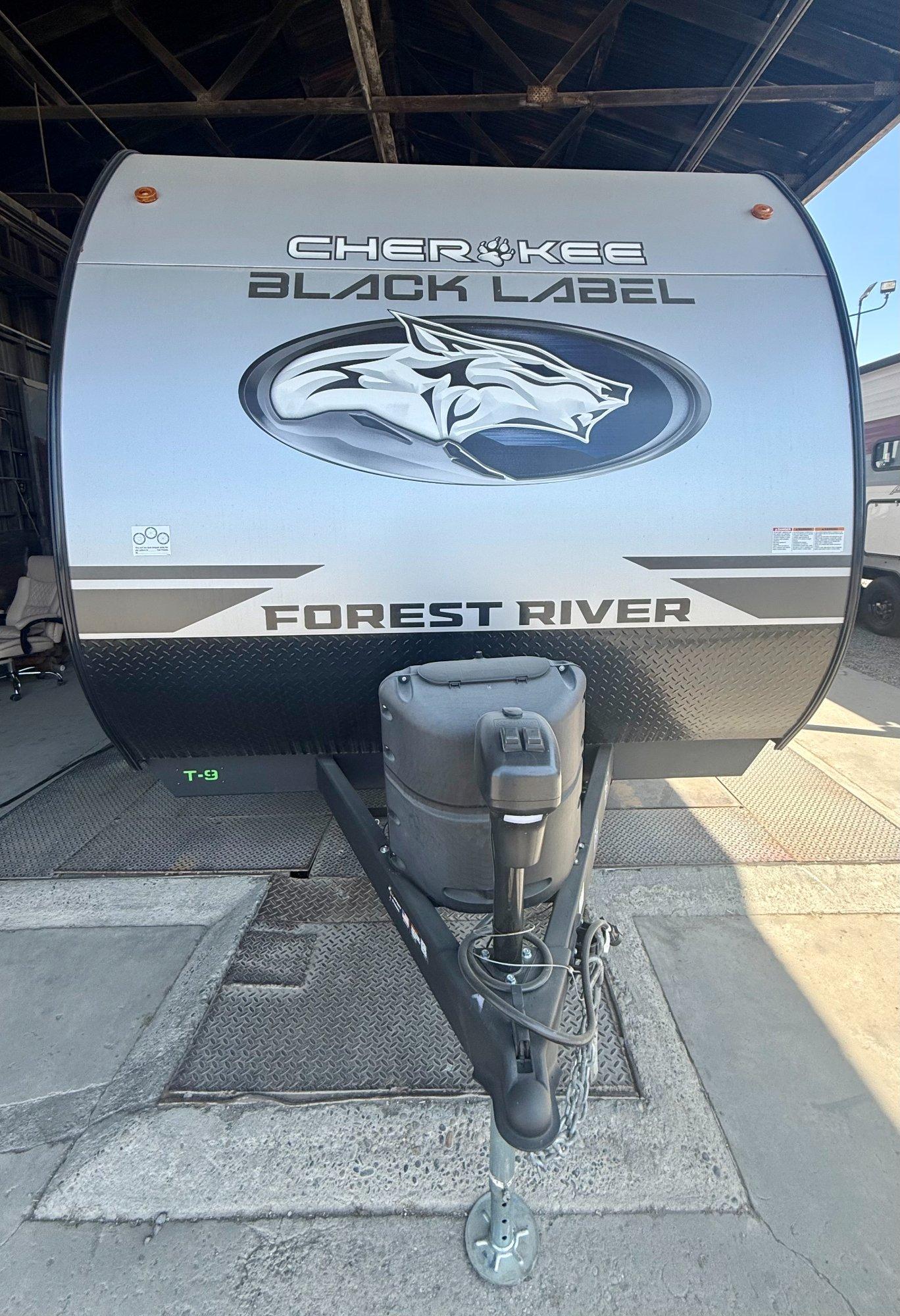 2026 Forest River RV 2026 Forest River RV Cherokee Wolf Pup Black Label - thumbnail 4