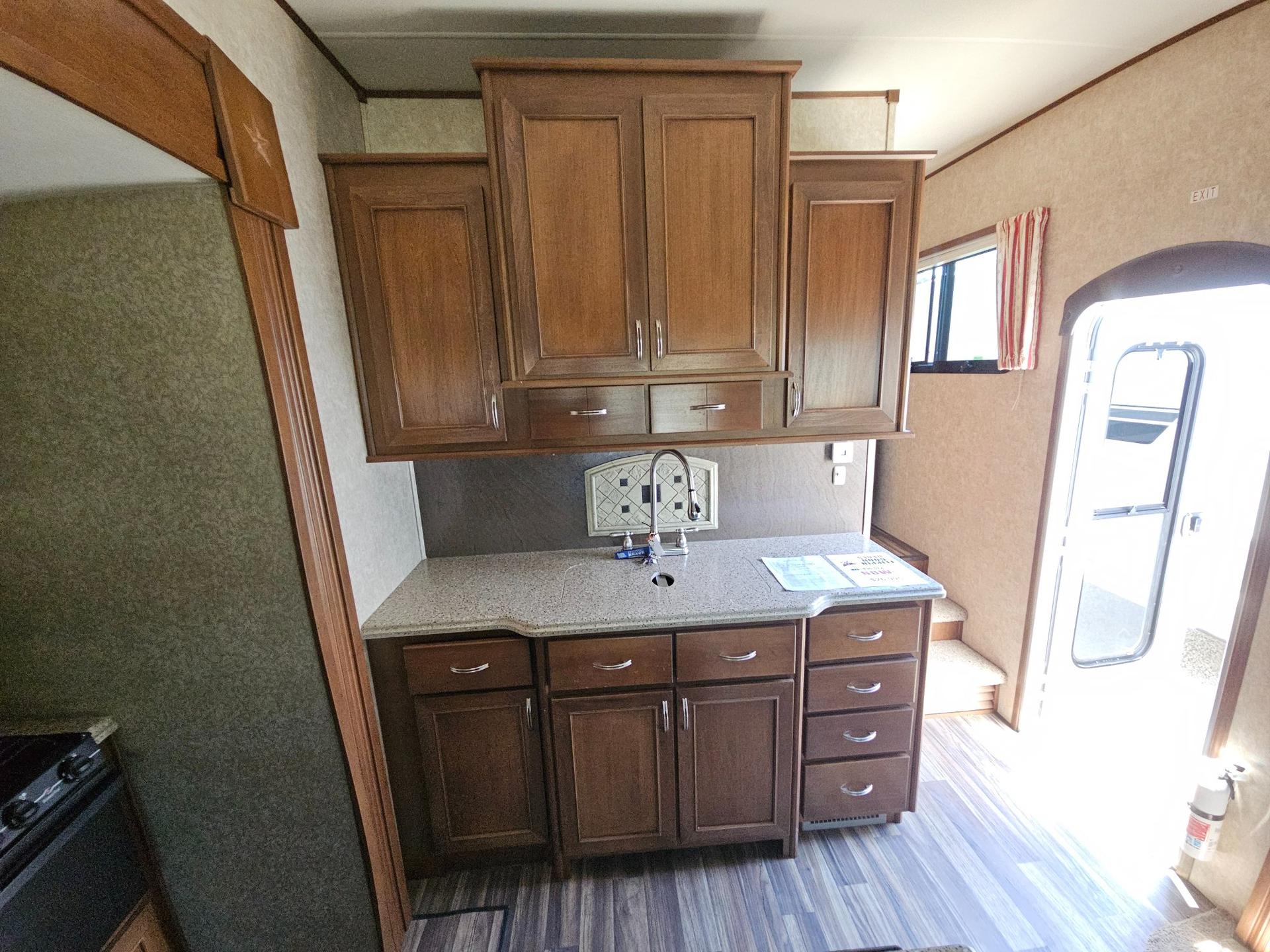 2016 Highland Ridge RV 2016 Highland Ridge RV Open Range Roamer - thumbnail 26