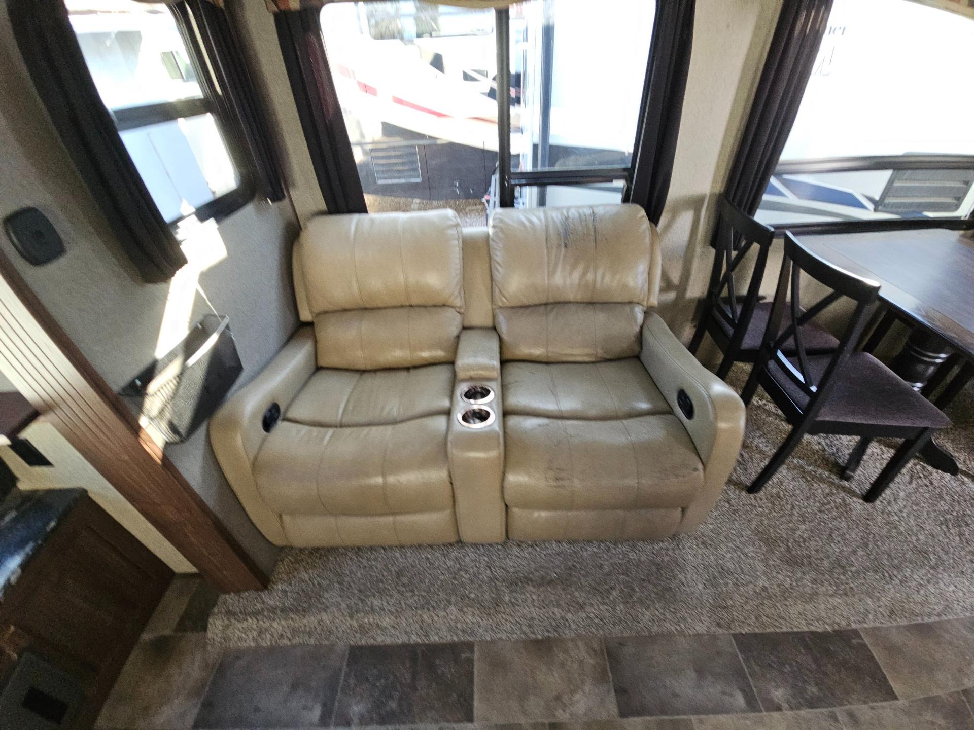 2016 Keystone RV 2016 Keystone RV Sprinter - thumbnail 10
