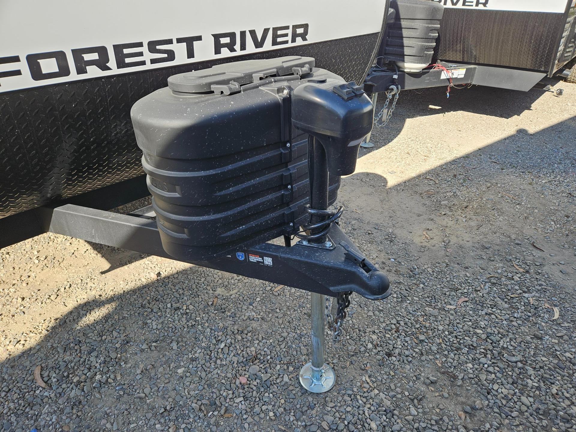 2027 Forest River 2027 Forest River Cherokee - thumbnail 27