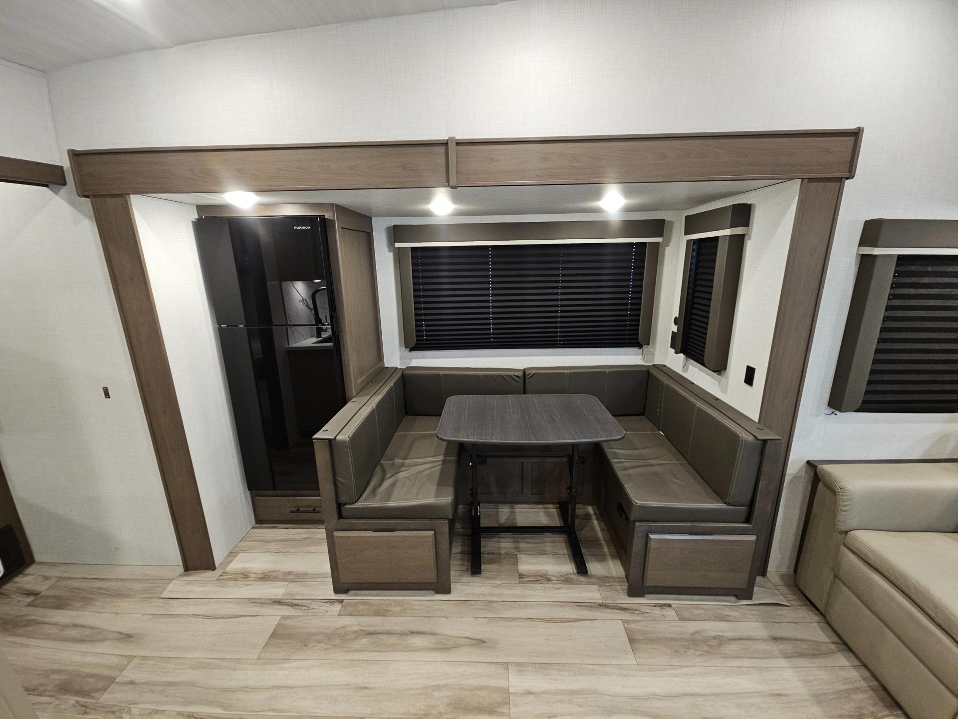 2027 Keystone RV 2027 Keystone RV Cougar Sport - thumbnail 7