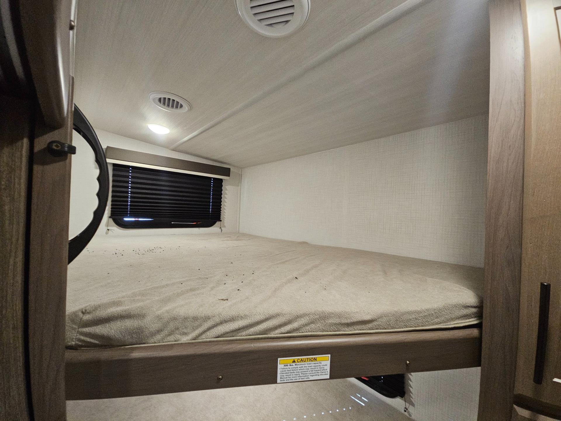 2027 Keystone RV 2027 Keystone RV Cougar Sport - thumbnail 12
