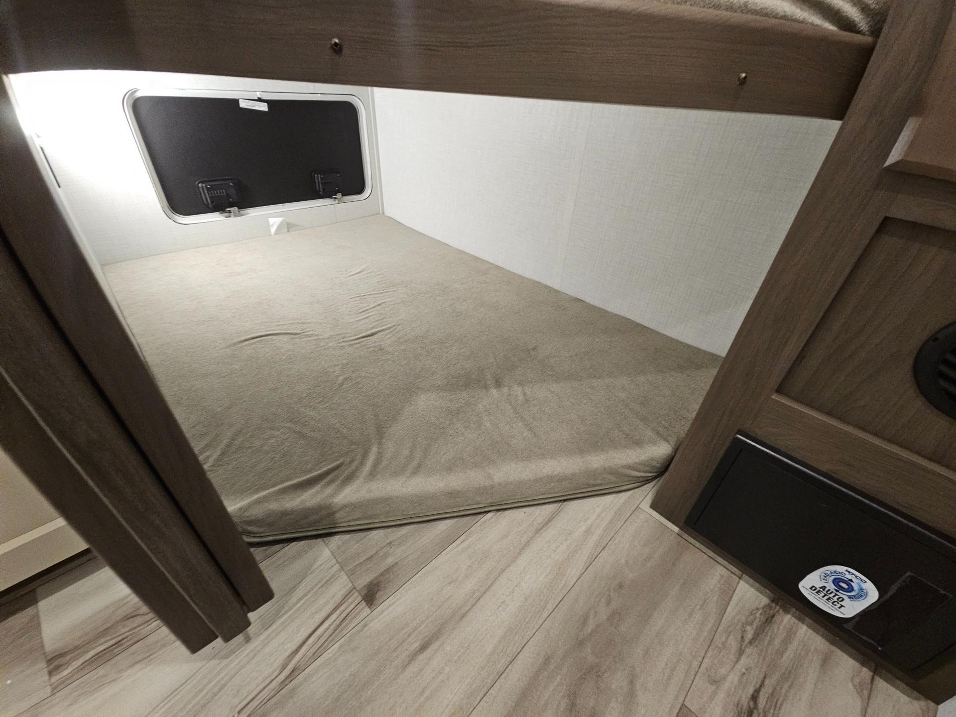 2027 Keystone RV 2027 Keystone RV Cougar Sport - thumbnail 14