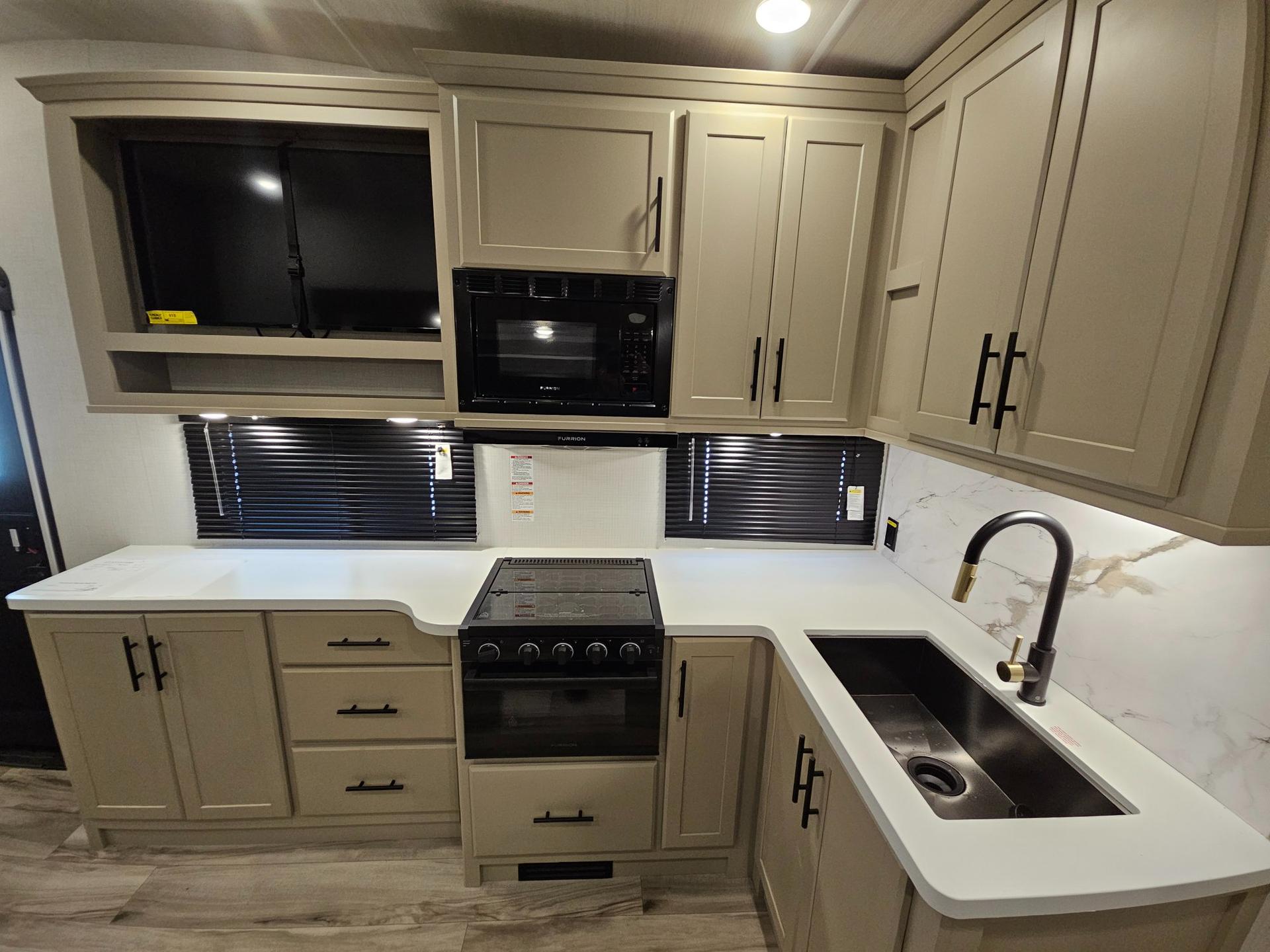 2027 Keystone RV 2027 Keystone RV Cougar Sport - thumbnail 20