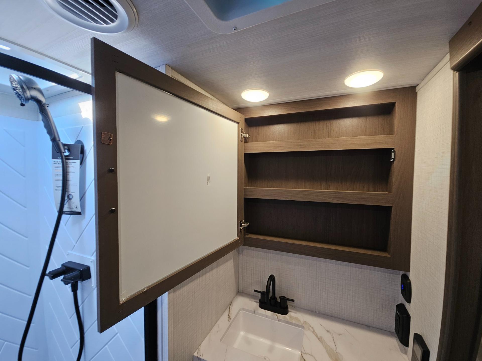 2027 Keystone RV 2027 Keystone RV Cougar Sport - thumbnail 35