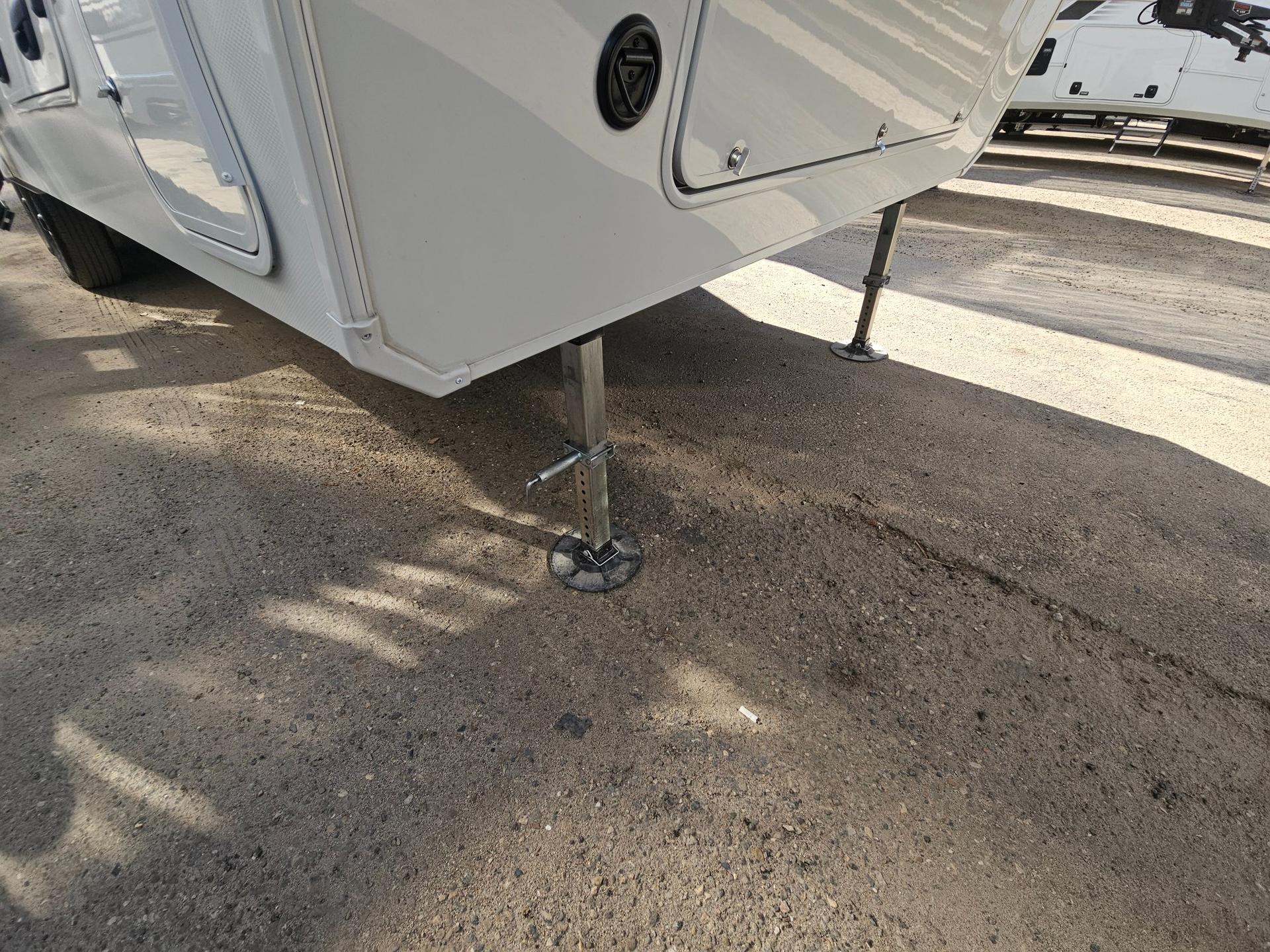 2027 Keystone RV 2027 Keystone RV Cougar Sport - thumbnail 47