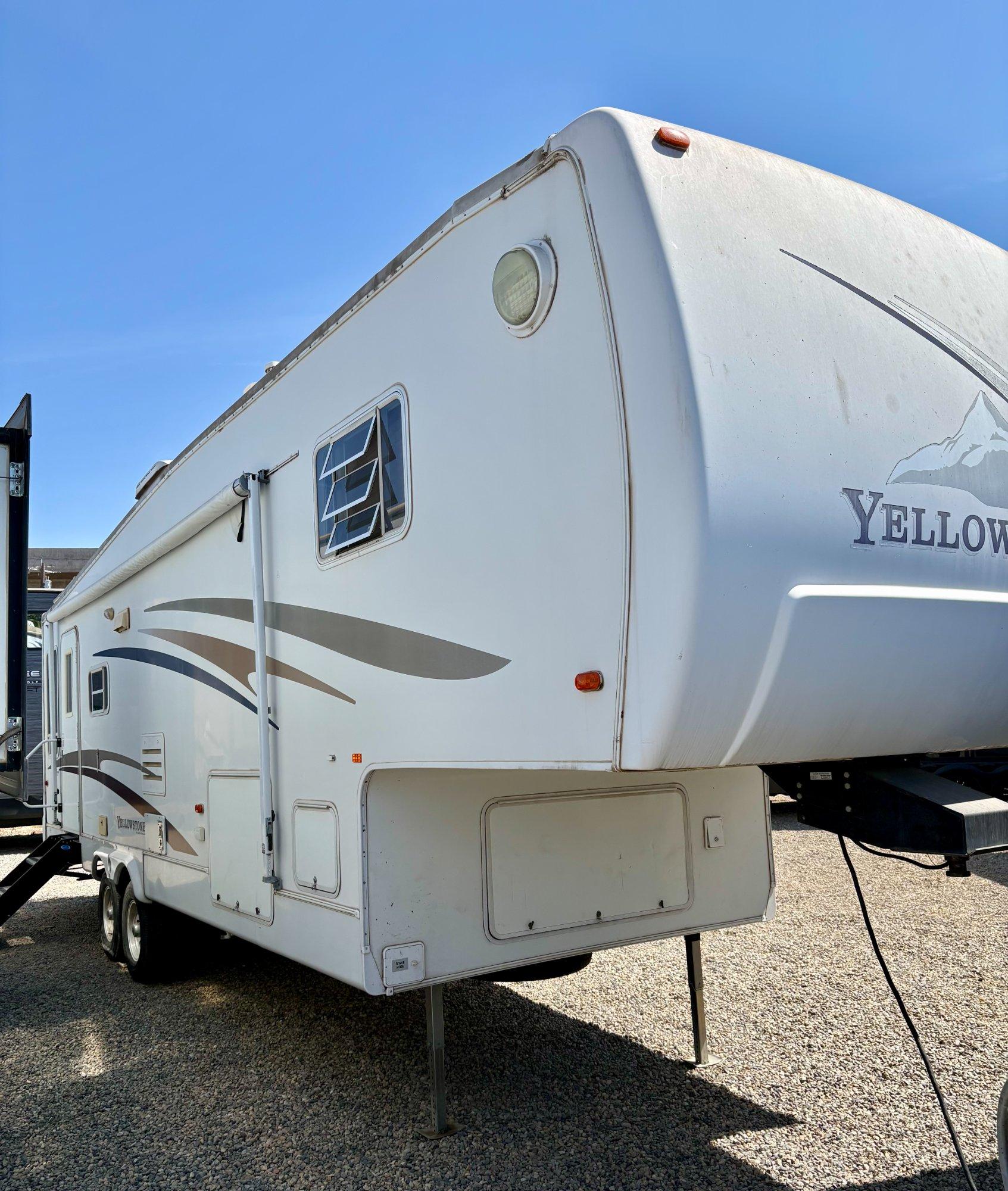 2005 Gulf Stream Yellowstone 29FBW