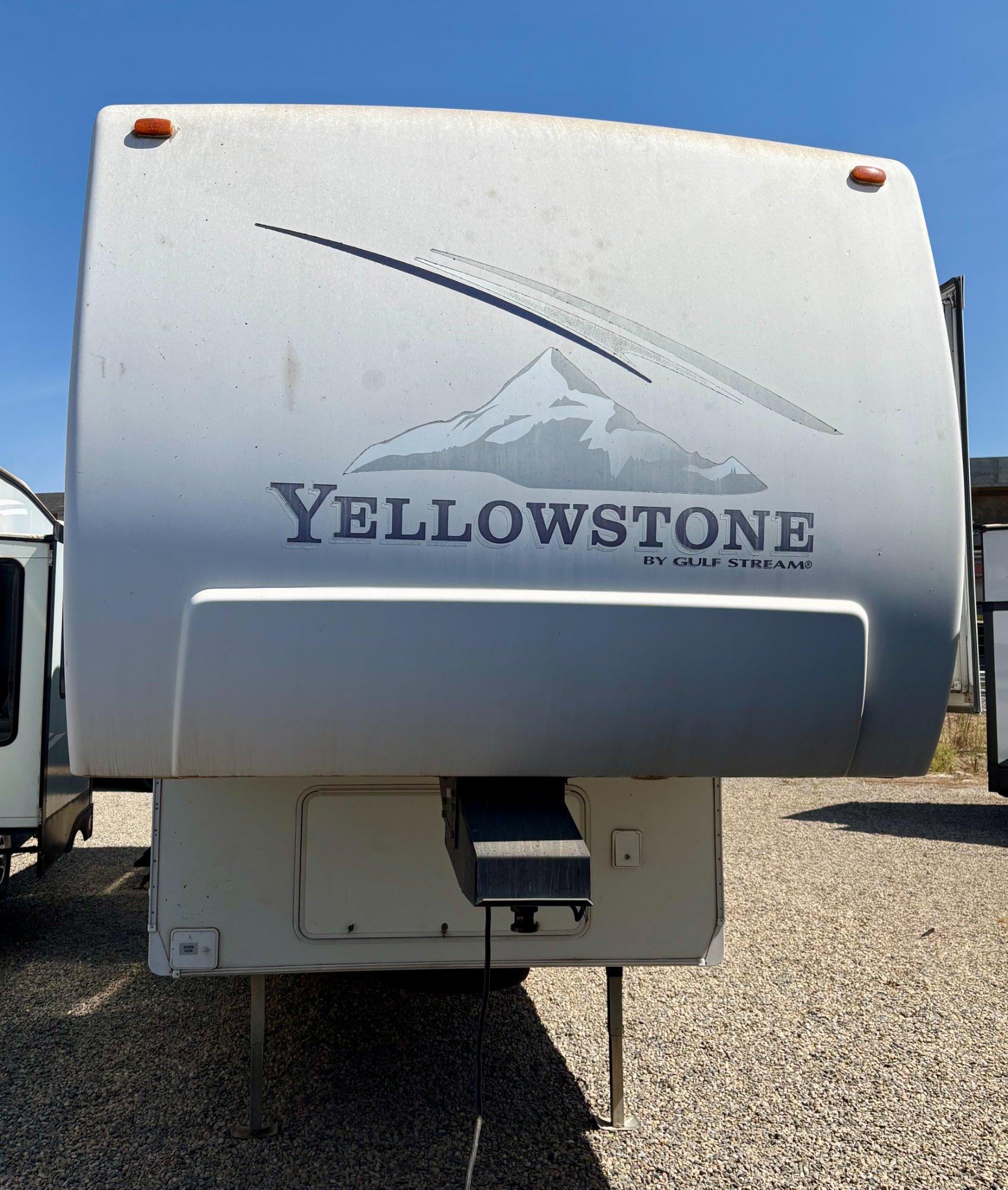 2005 Gulf Stream 2005 Gulf Stream Yellowstone - thumbnail 2
