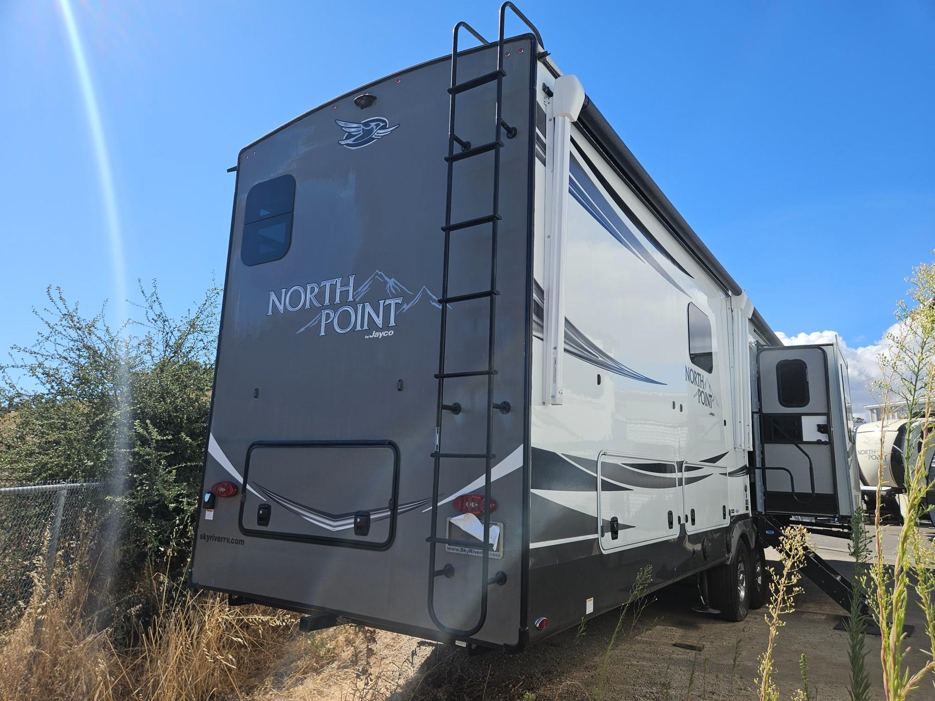 2021 Jayco 2021 Jayco North Point - thumbnail 3