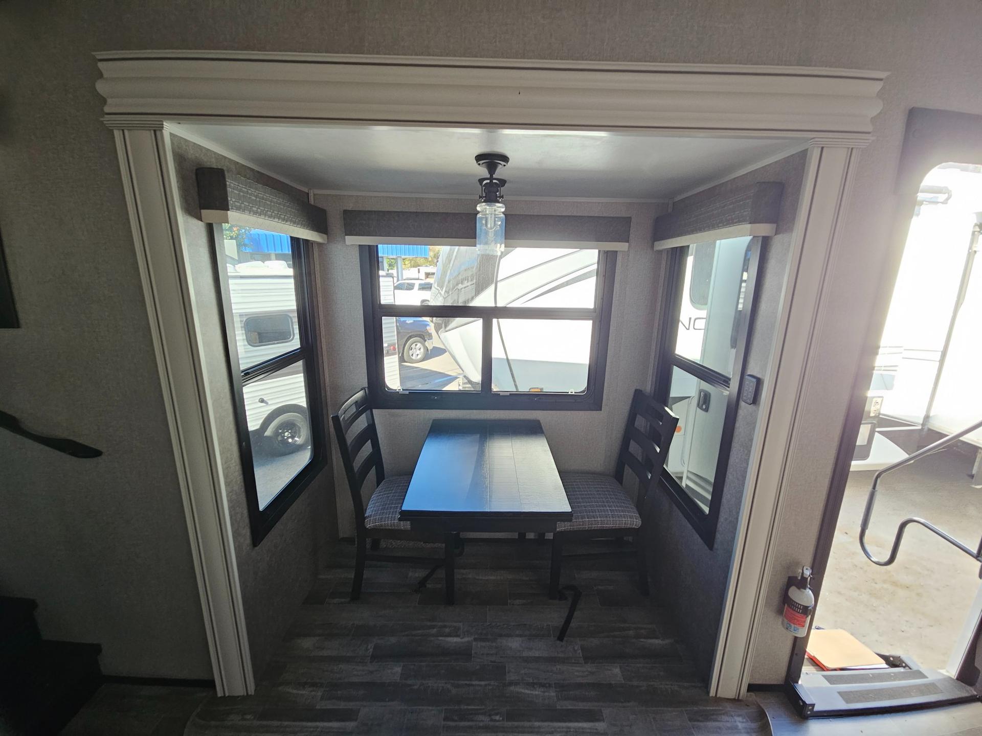 2021 Jayco 2021 Jayco North Point - thumbnail 6