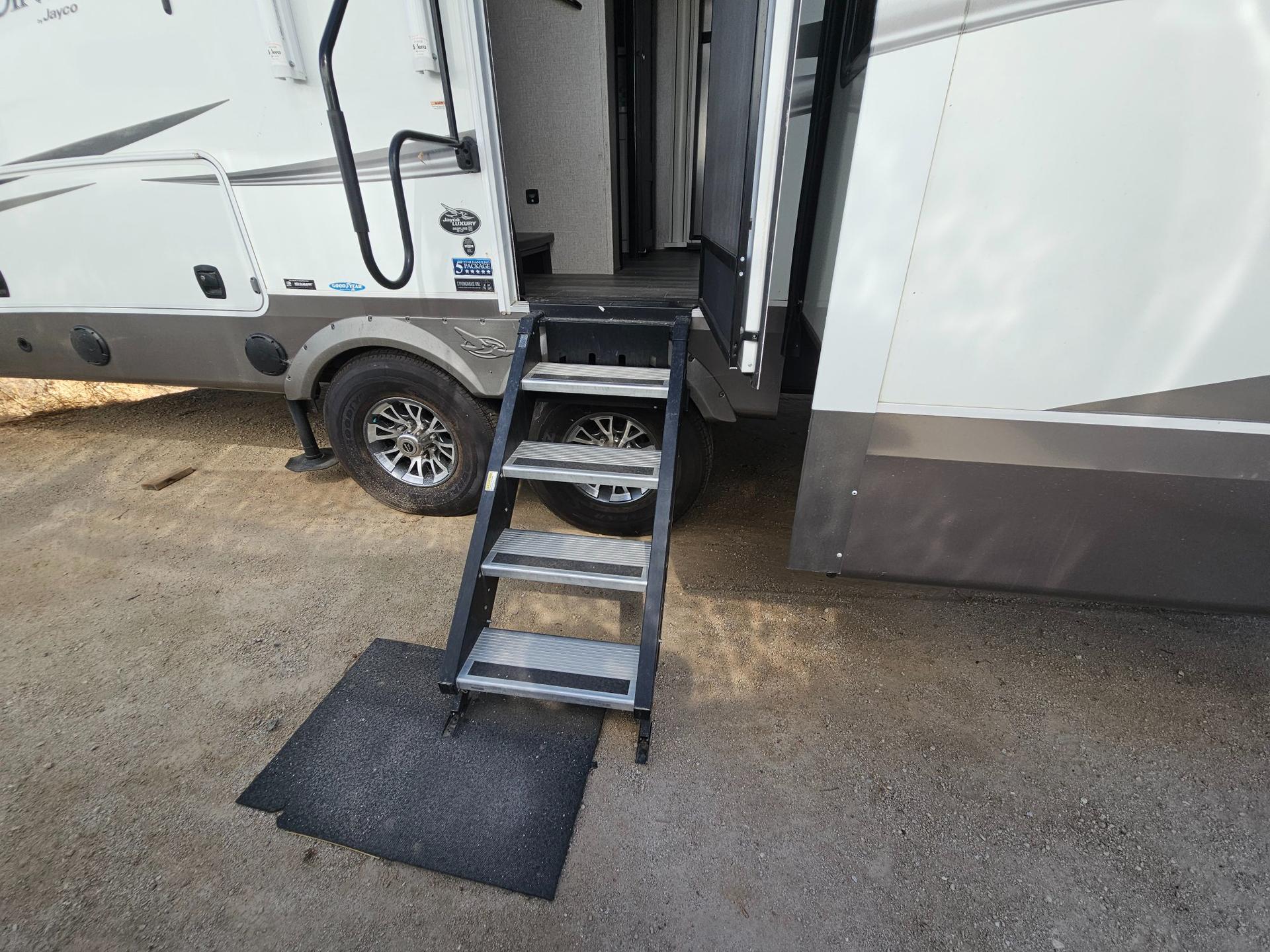 2021 Jayco 2021 Jayco North Point - thumbnail 31