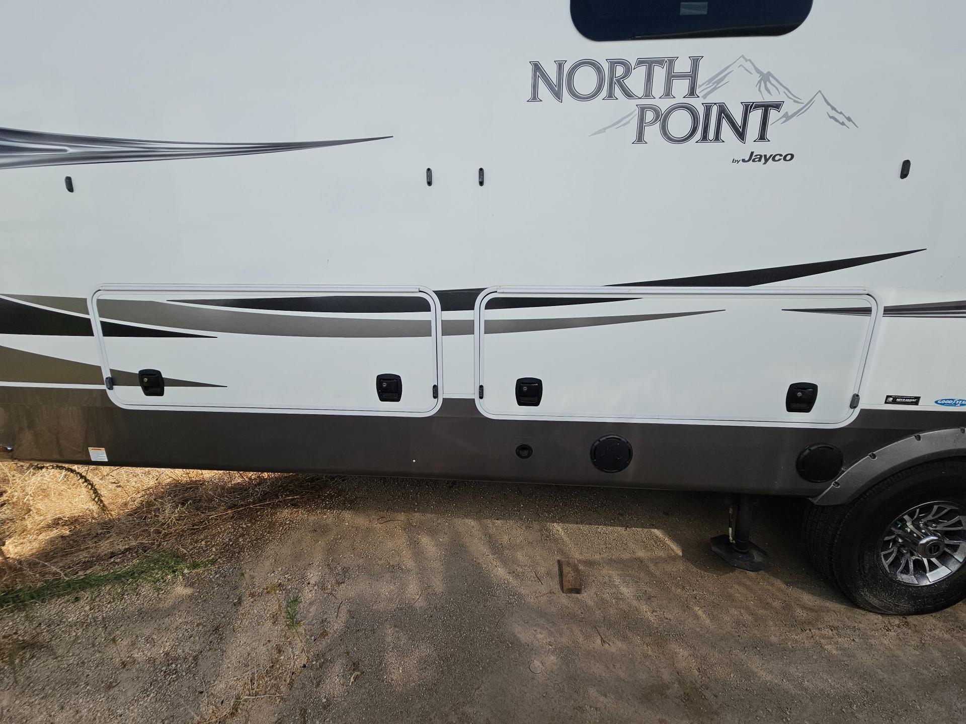 2021 Jayco 2021 Jayco North Point - thumbnail 35