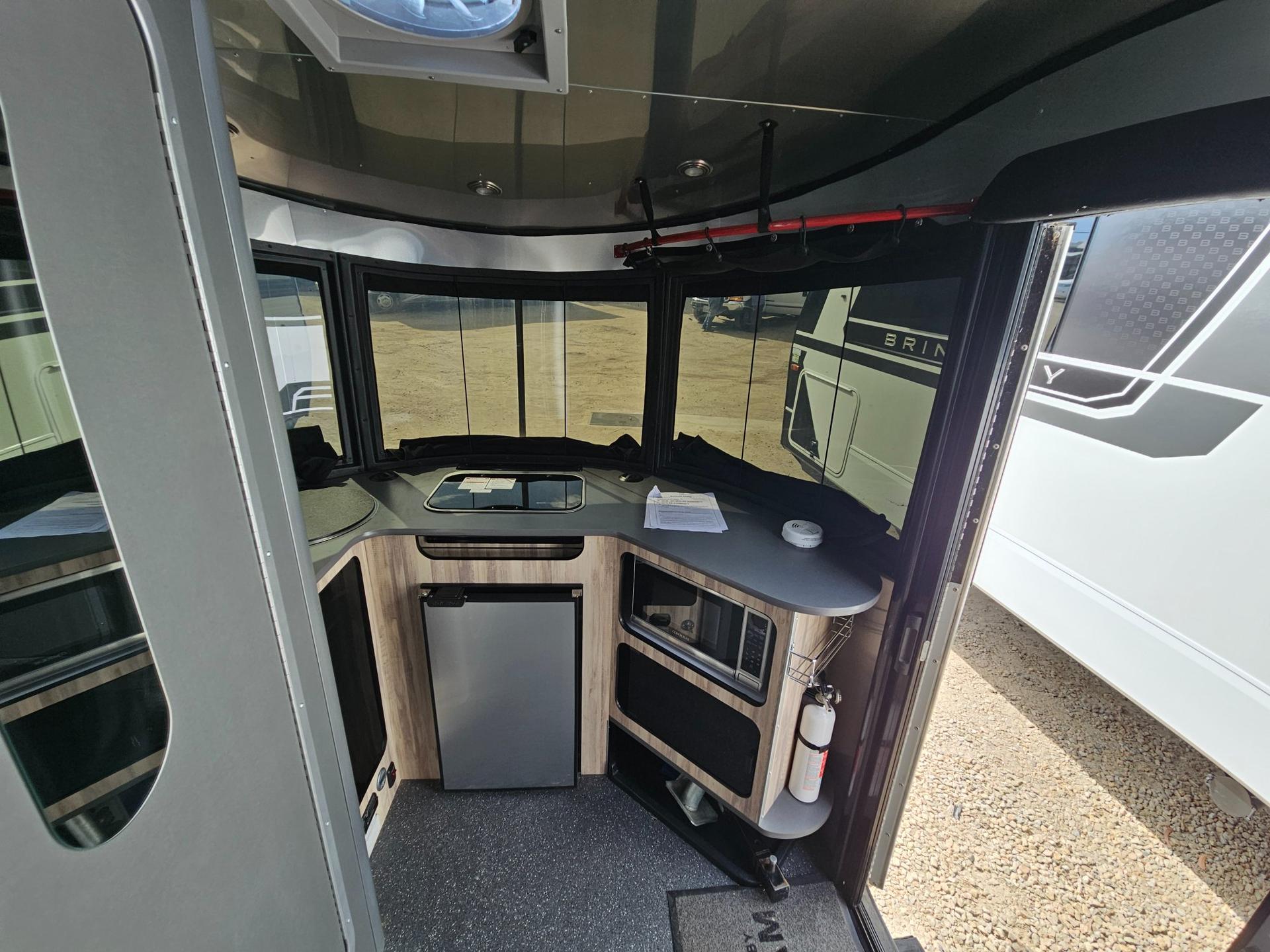 2023 Airstream 2023 Airstream Basecamp - thumbnail 10