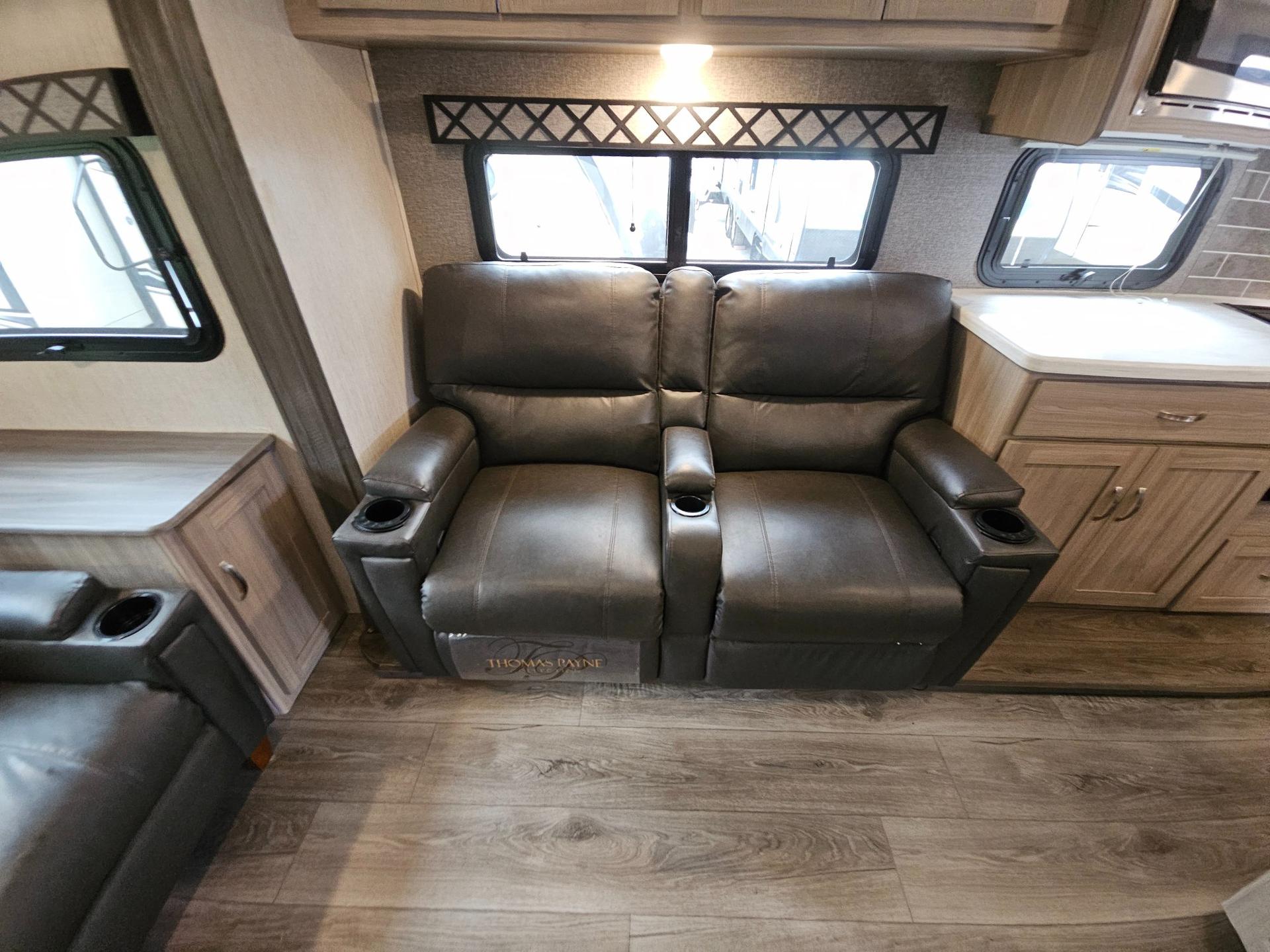 2021 Forest River 2021 Forest River Freedom Express Liberty - thumbnail 16