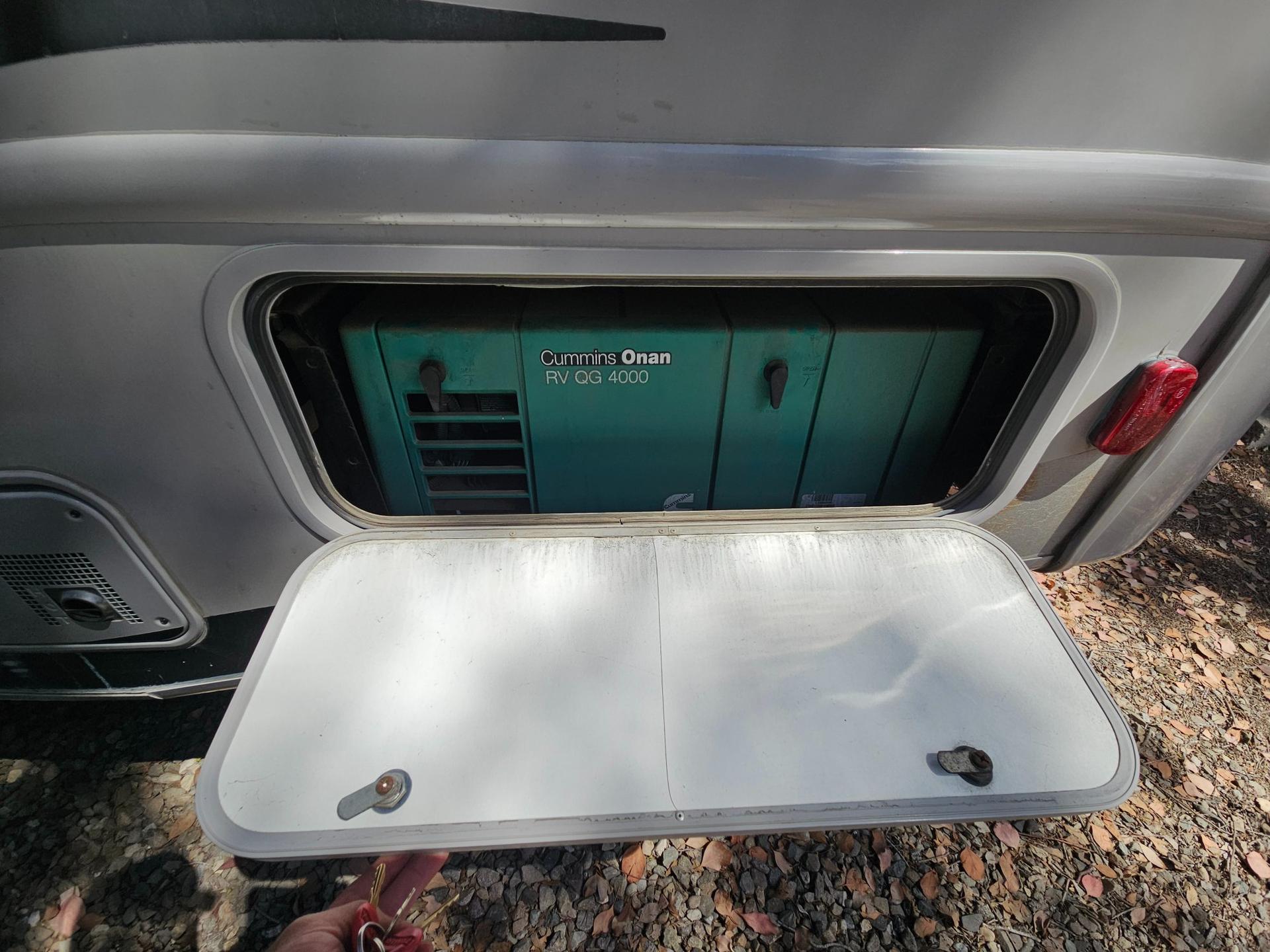 2014 Thor Motor Coach 2014 Thor Motor Coach Hurricane - thumbnail 49