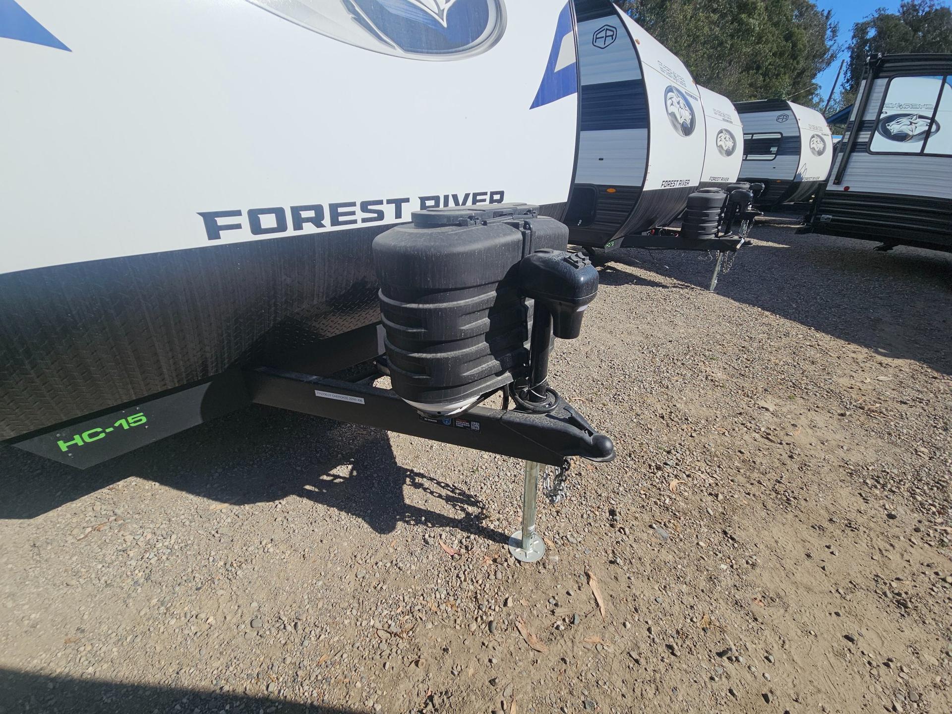 2027 Forest River 2027 Forest River Cherokee Grey Wolf - thumbnail 27