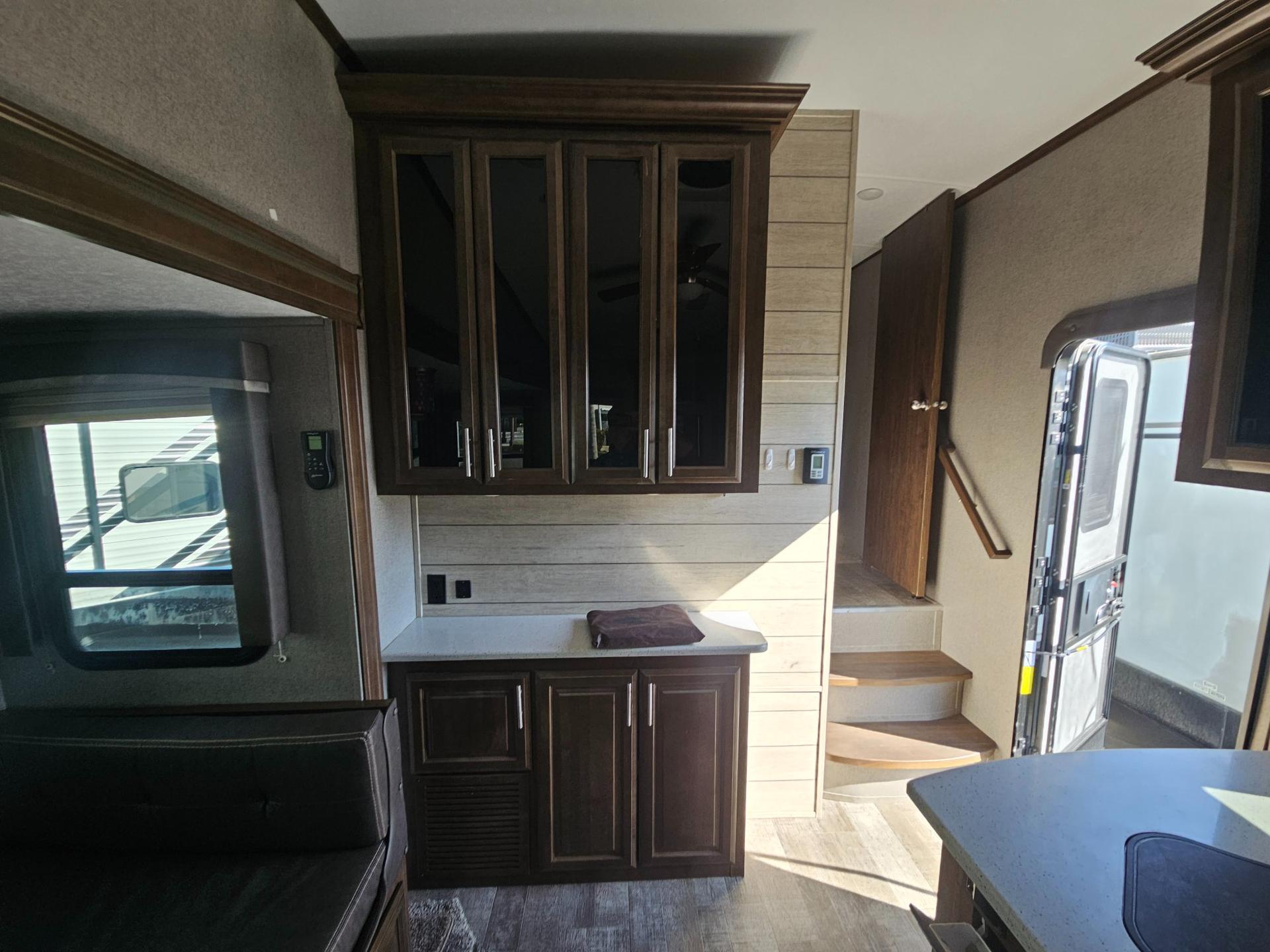 2020 Forest River 2020 Forest River Rockwood Ultra Lite - thumbnail 22