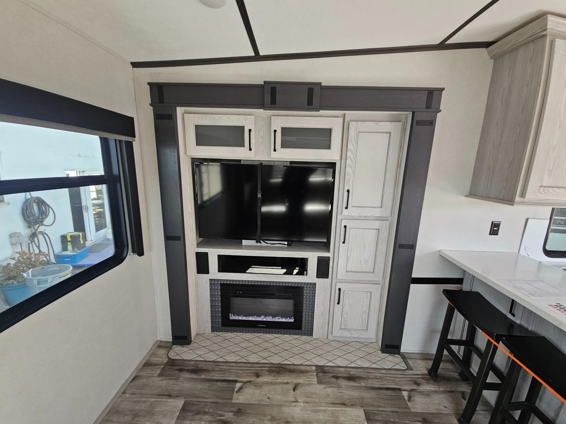 2022 Keystone RV 2022 Keystone RV Montana High Country - thumbnail 11