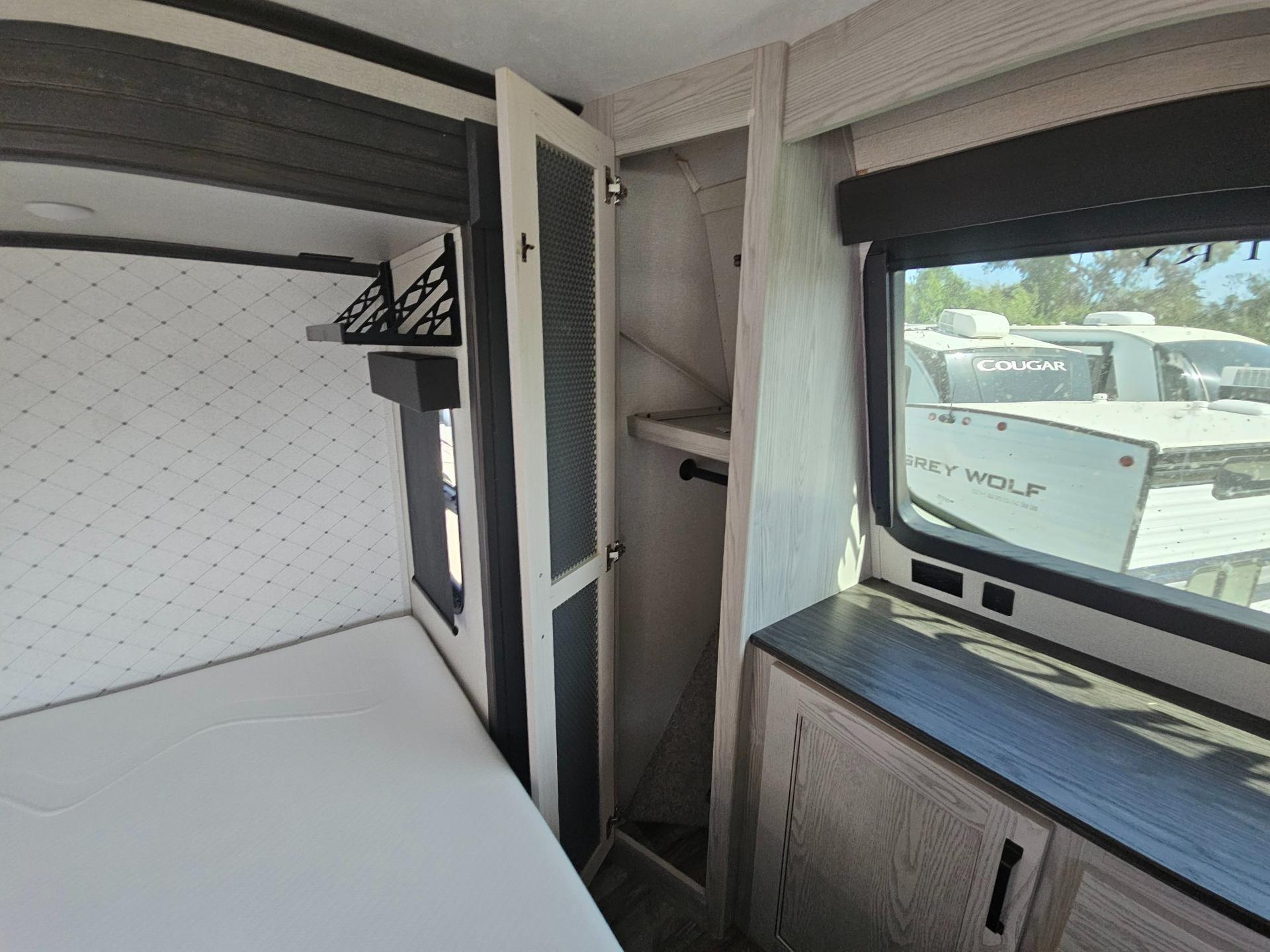 2022 Keystone RV 2022 Keystone RV Montana High Country - thumbnail 40
