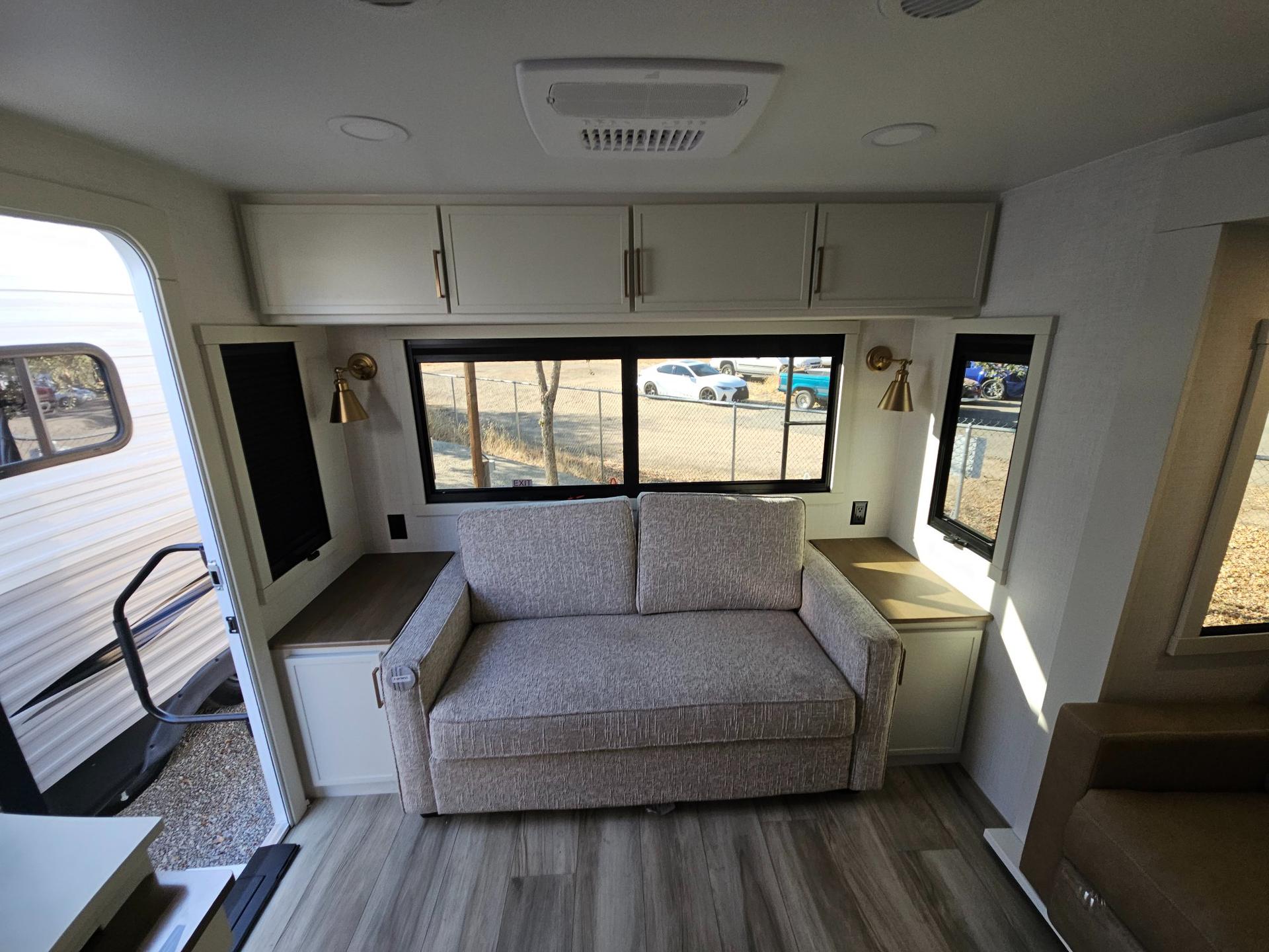 2027 Brinkley RV 2027 Brinkley RV Model IX - thumbnail 14