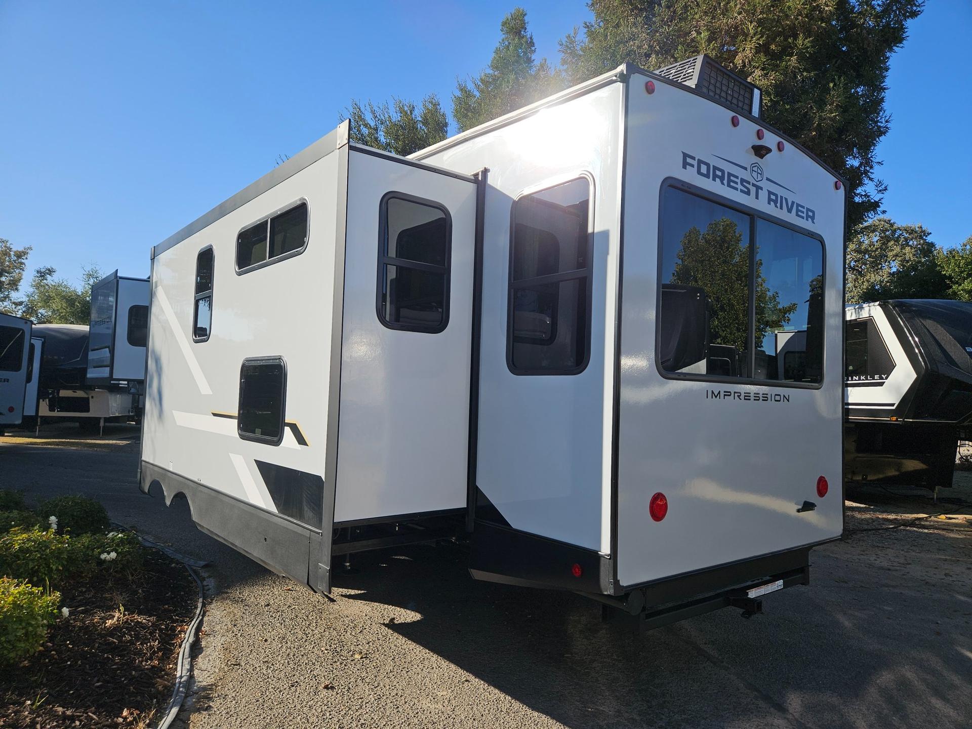 2027 Forest River RV 2027 Forest River RV Impression - thumbnail 4