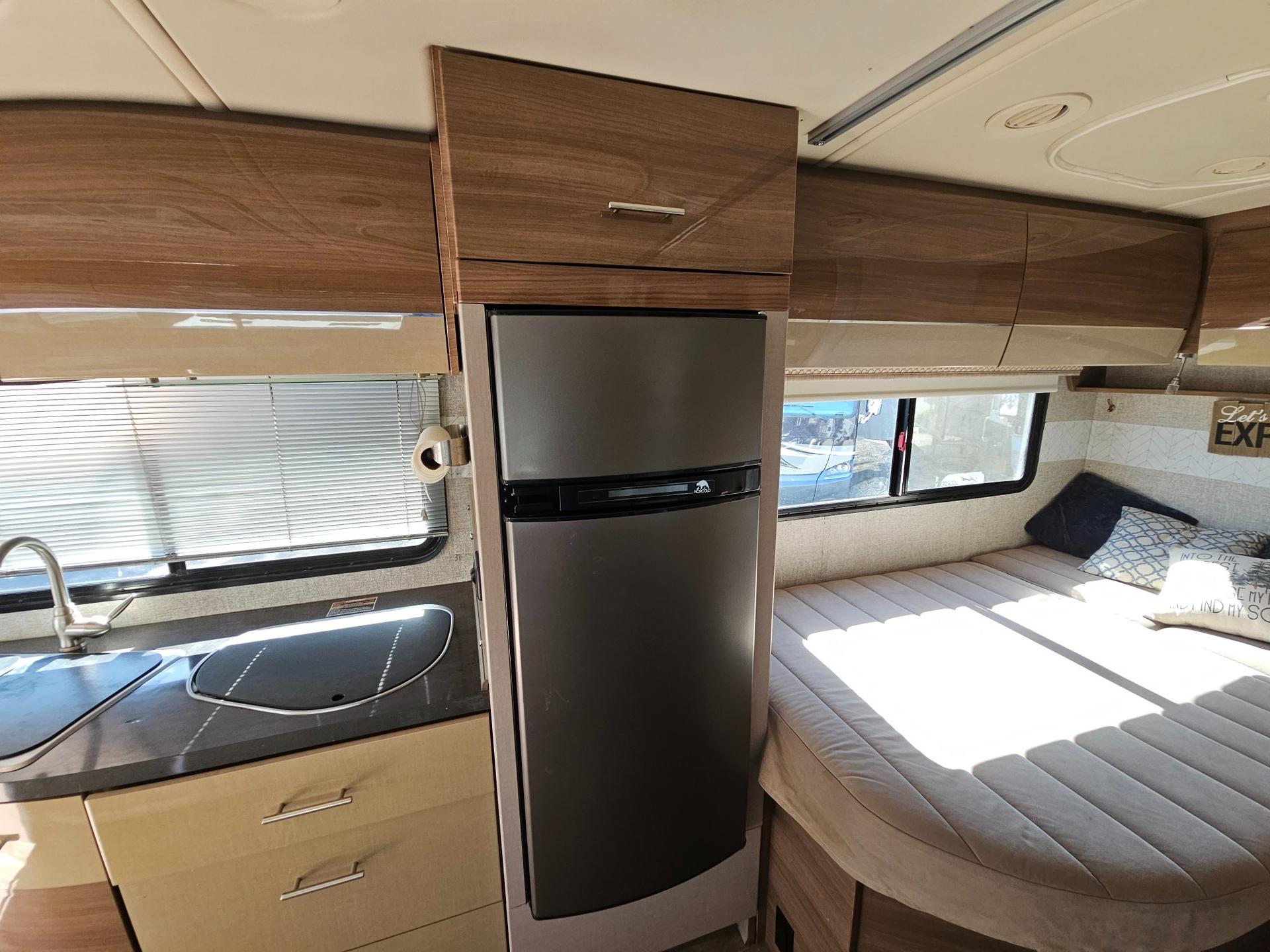 2016 Winnebago 2016 Winnebago View - thumbnail 20