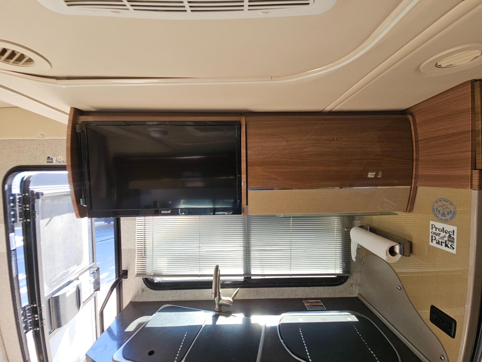 2016 Winnebago 2016 Winnebago View - thumbnail 21