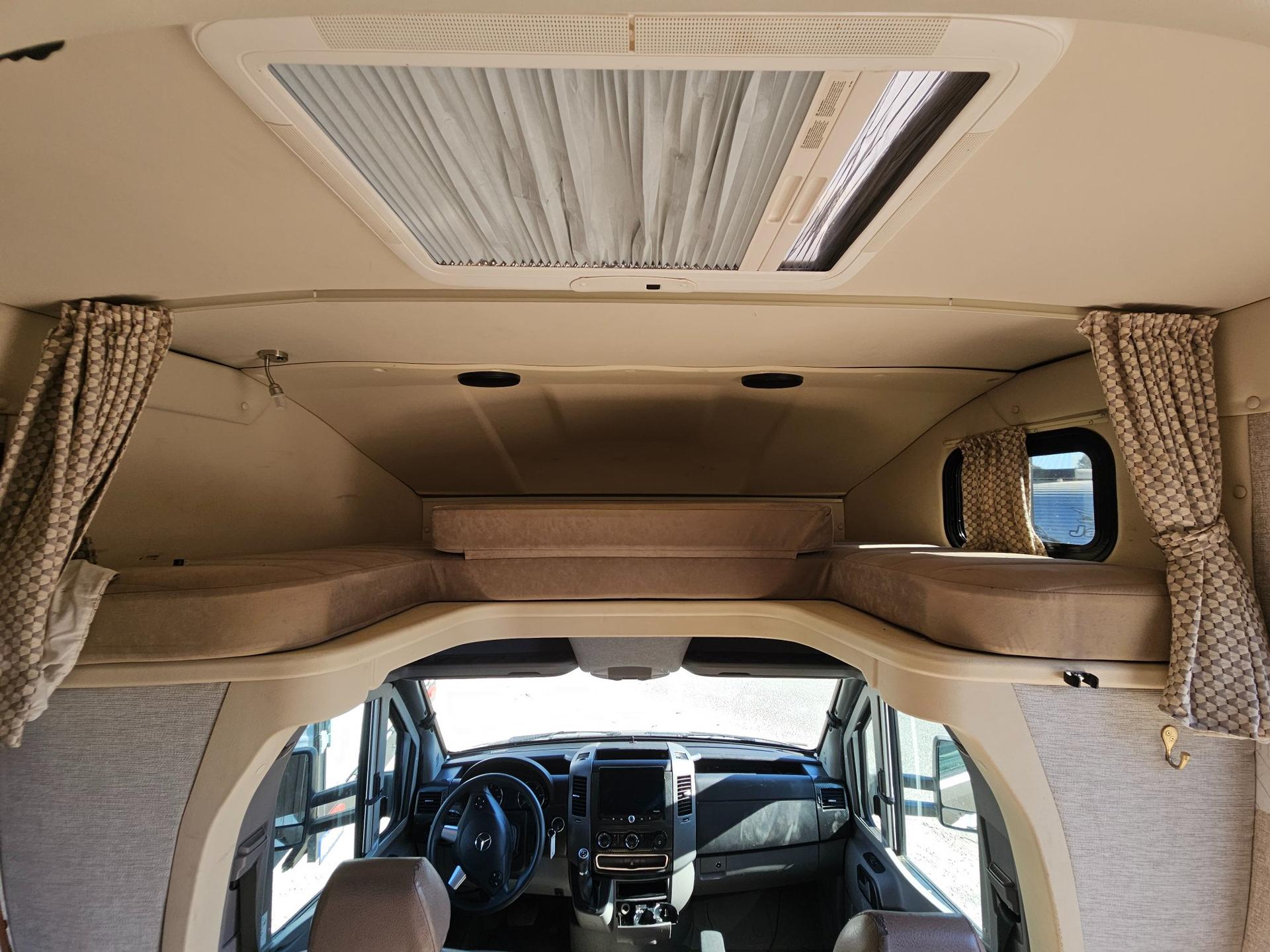 2016 Winnebago 2016 Winnebago View - thumbnail 25