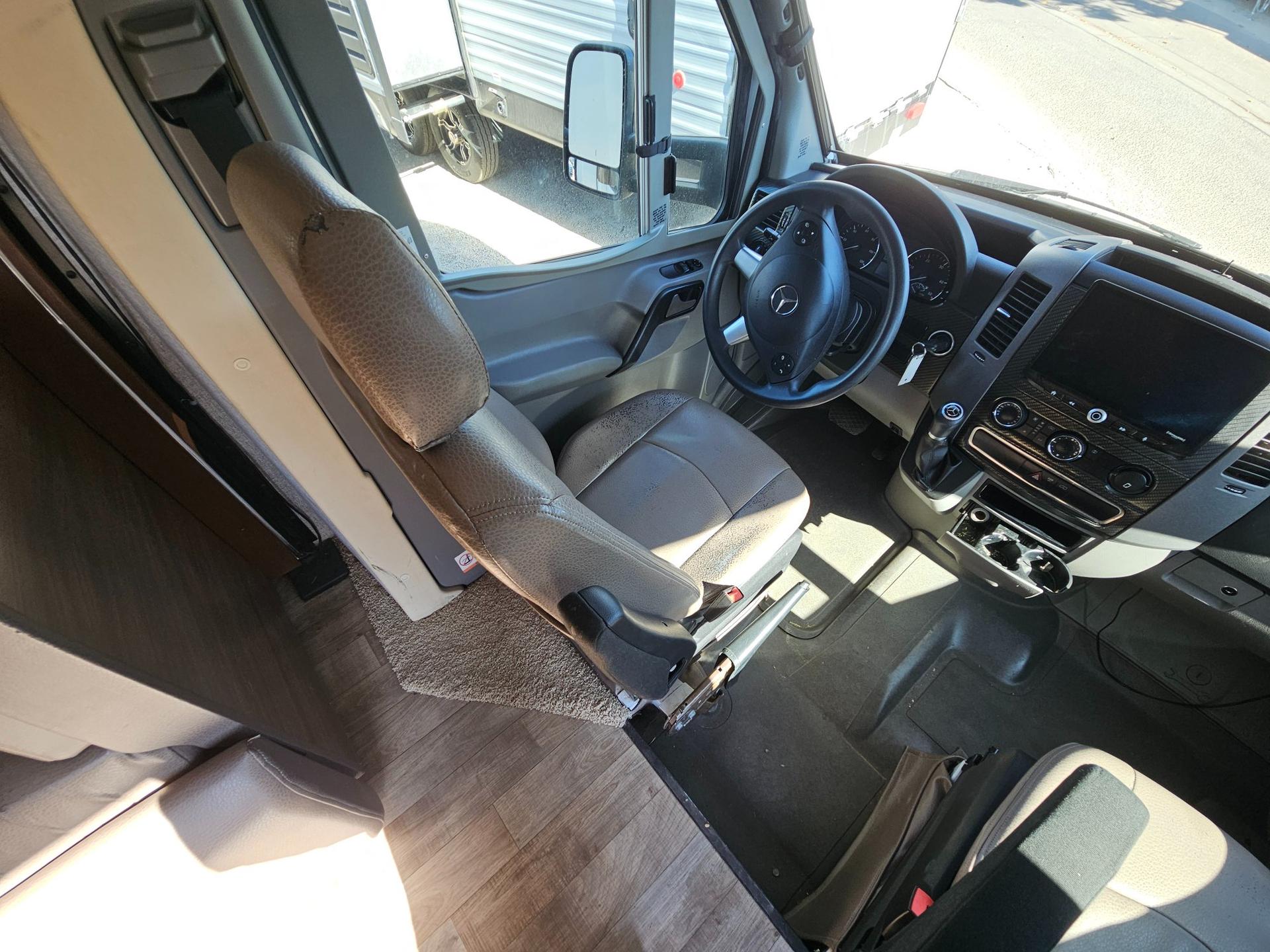 2016 Winnebago 2016 Winnebago View - thumbnail 27