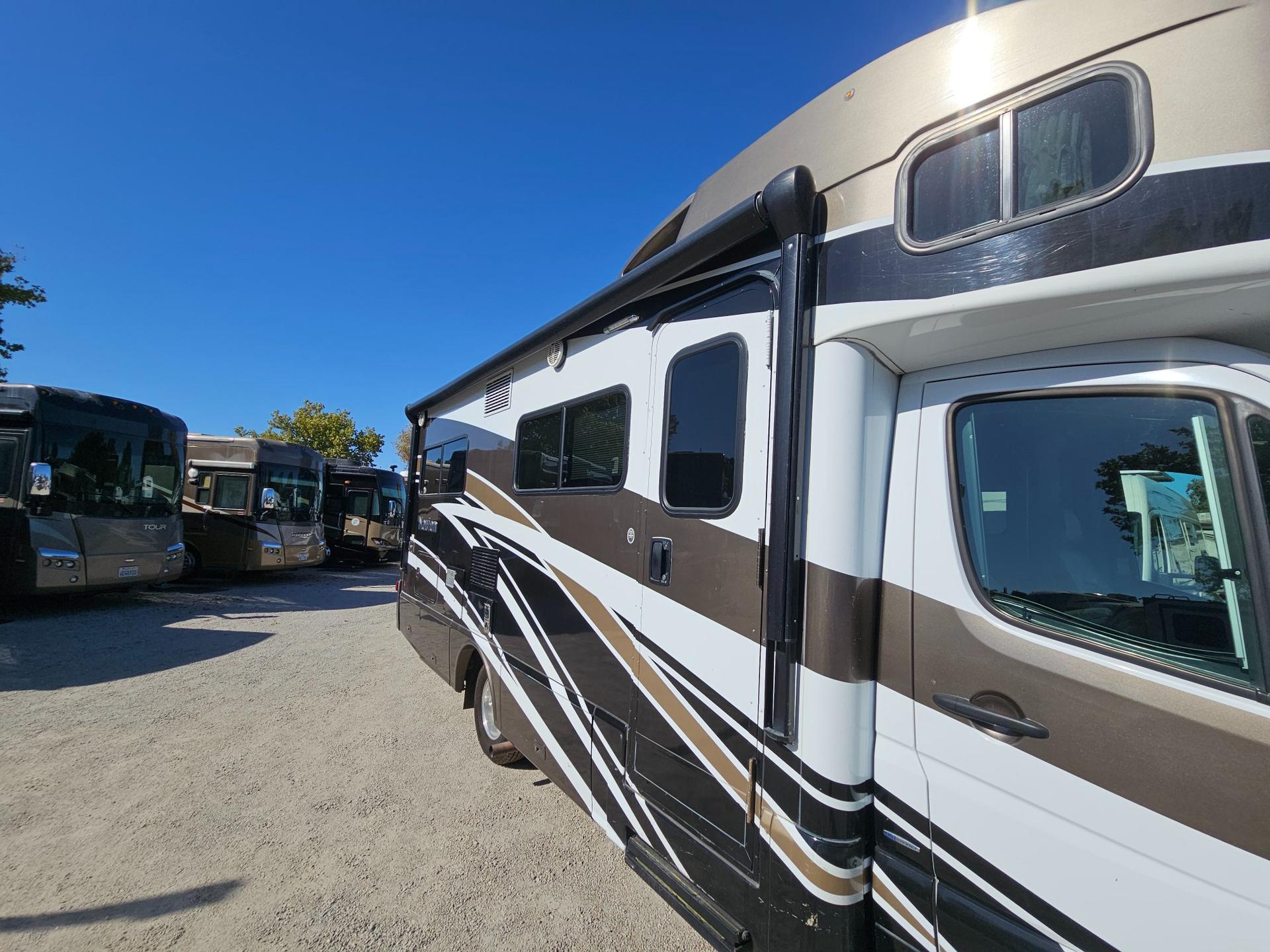 2016 Winnebago 2016 Winnebago View - thumbnail 31