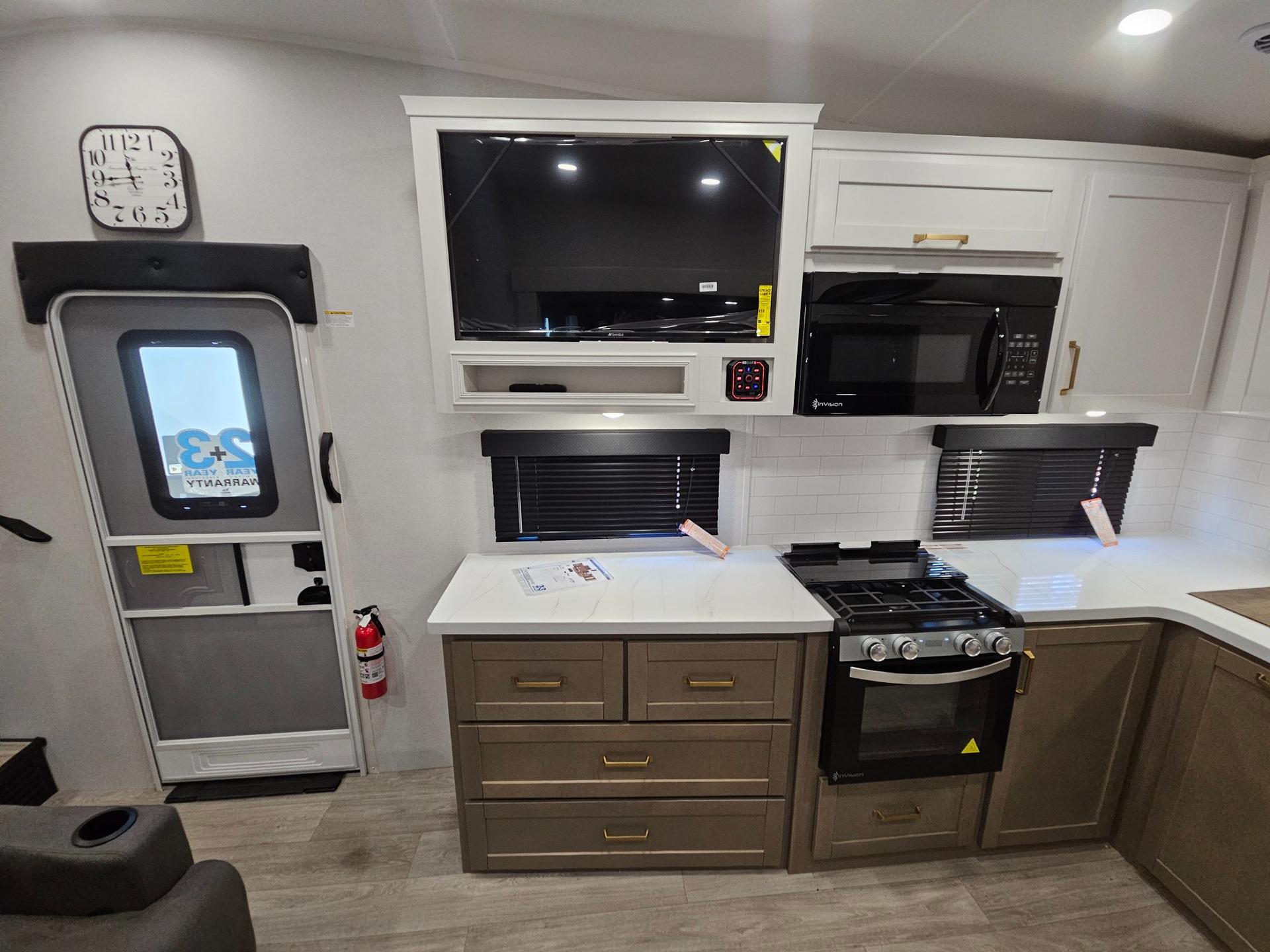 2027 Jayco 2027 Jayco Eagle HT - thumbnail 8