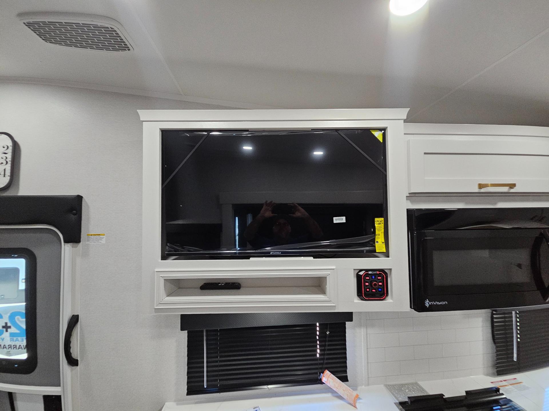 2027 Jayco 2027 Jayco Eagle HT - thumbnail 9