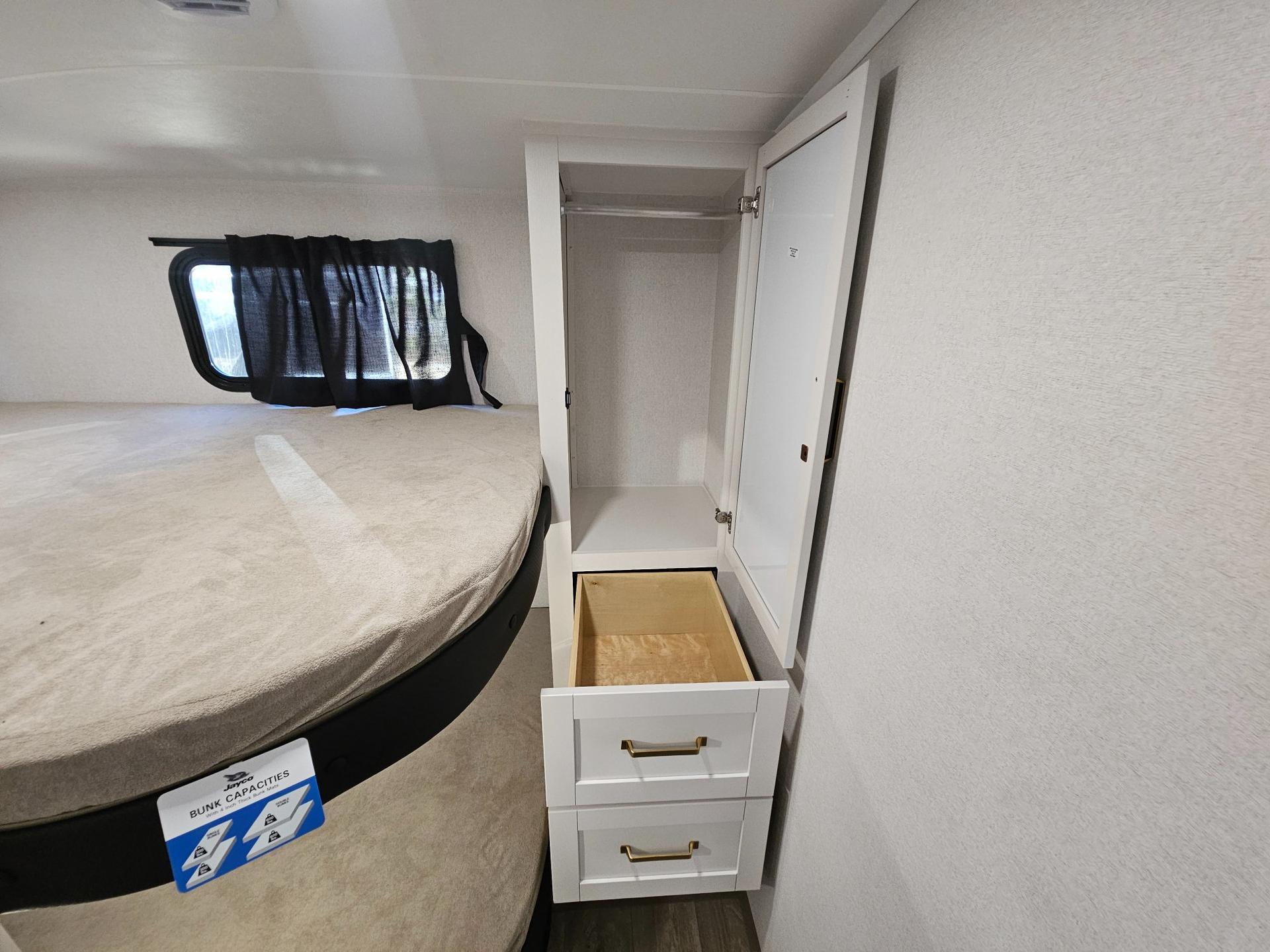 2027 Jayco 2027 Jayco Eagle HT - thumbnail 21