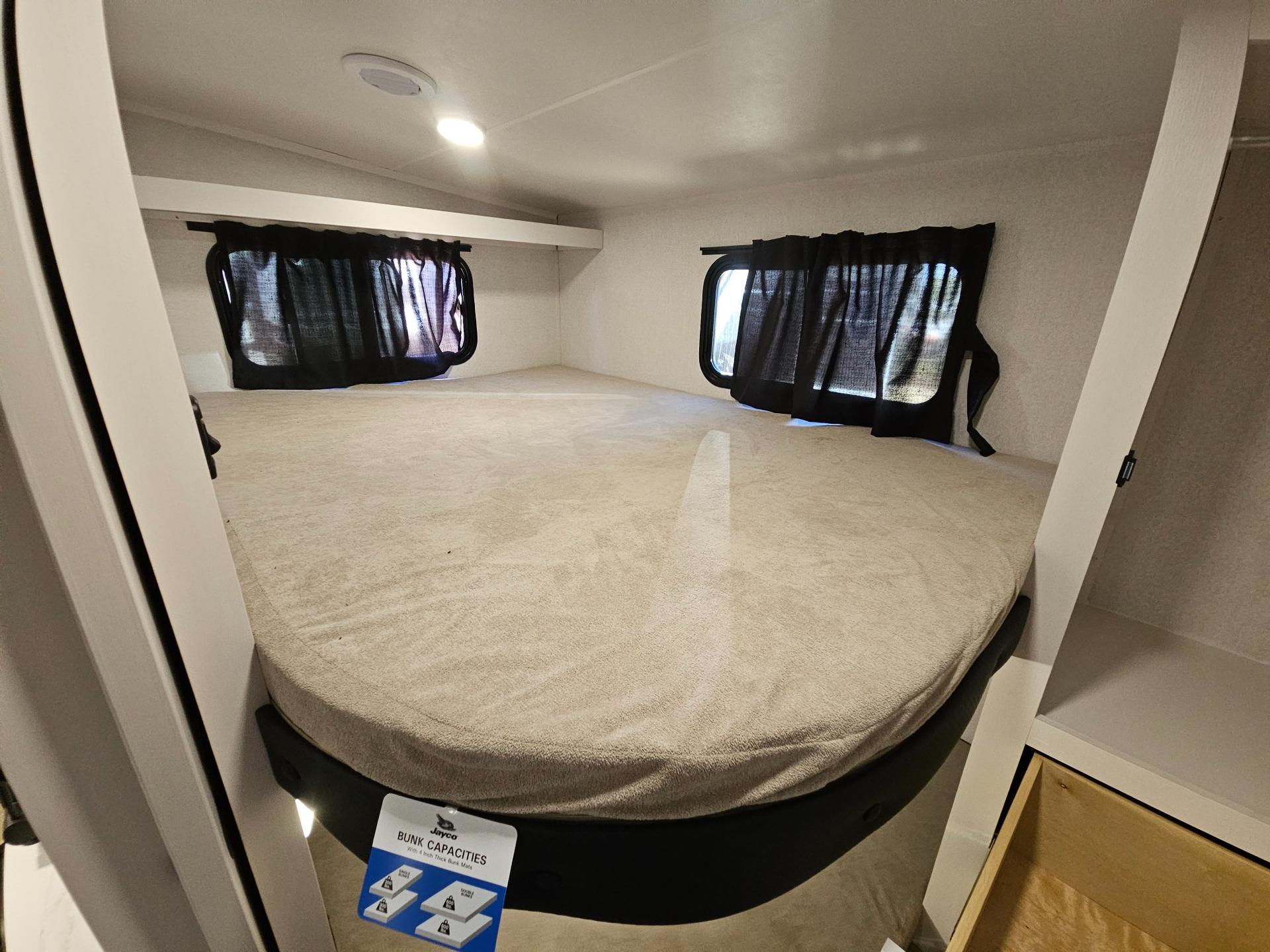 2027 Jayco 2027 Jayco Eagle HT - thumbnail 22