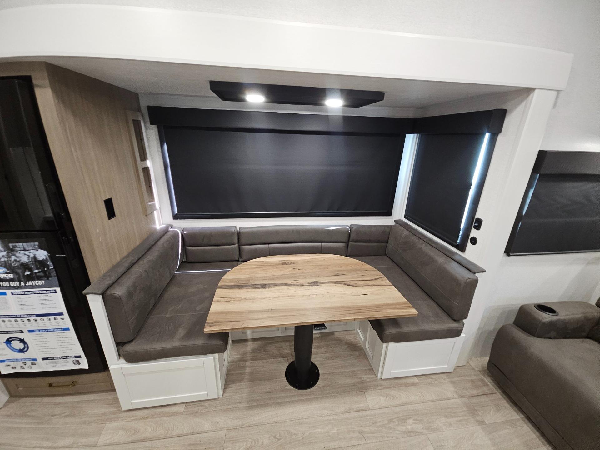 2027 Jayco 2027 Jayco Eagle HT - thumbnail 24
