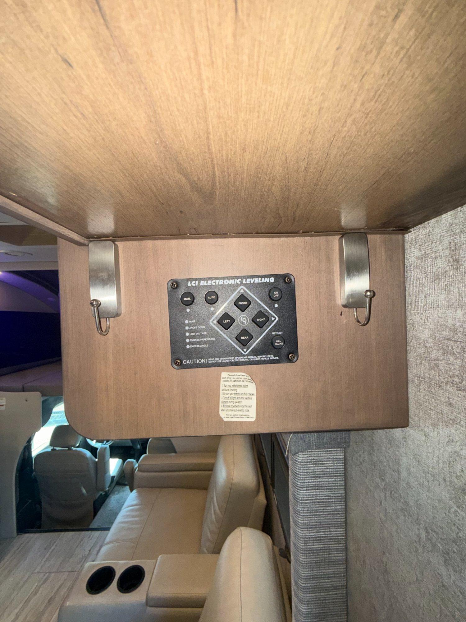 2022 Thor Motor Coach 2022 Thor Motor Coach Magnitude - thumbnail 23