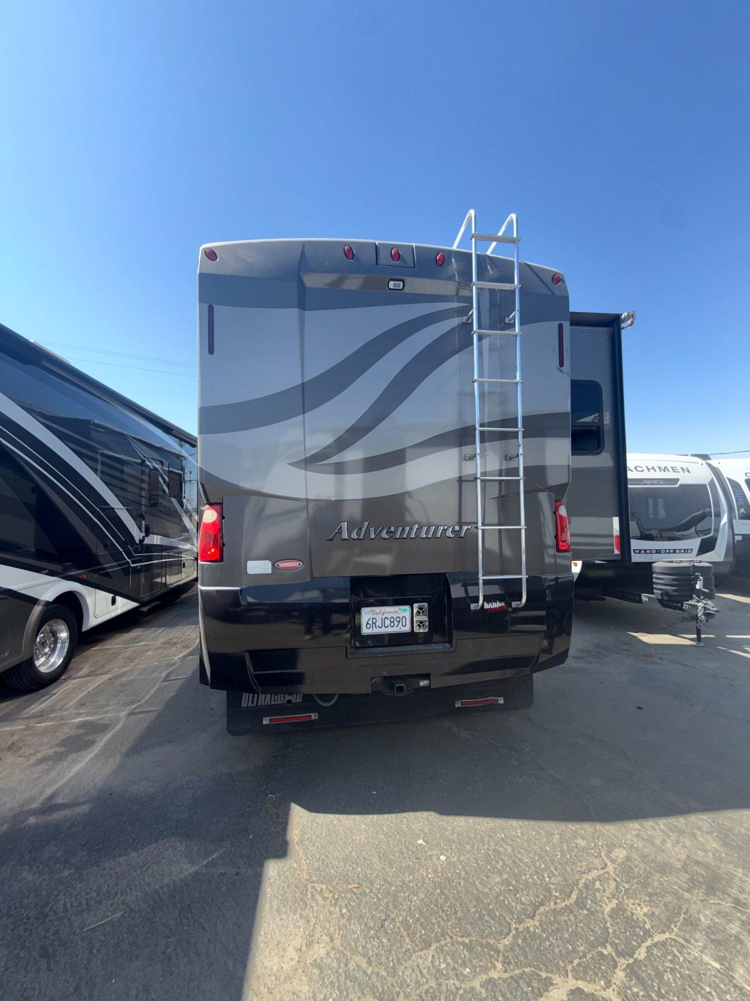 2006 Winnebago 2006 Winnebago Adventurer - thumbnail 4