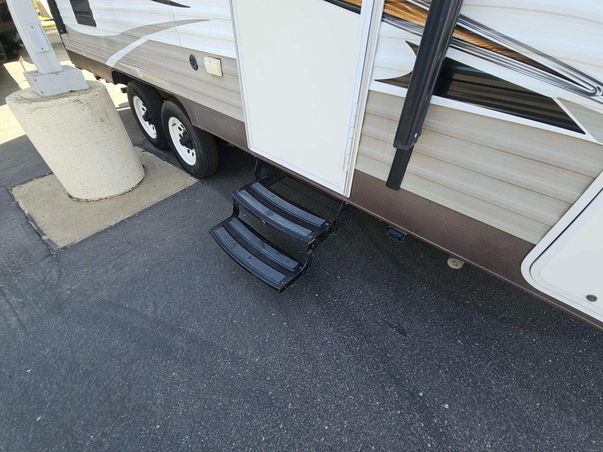 2018 Forest River RV 2018 Forest River RV Wildwood X-Lite Series - thumbnail 9
