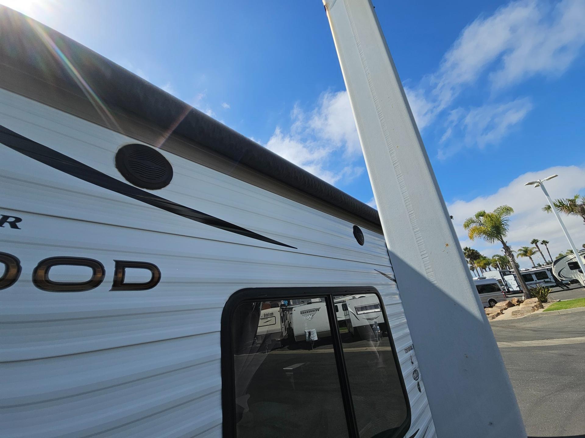 2018 Forest River RV 2018 Forest River RV Wildwood X-Lite Series - thumbnail 11
