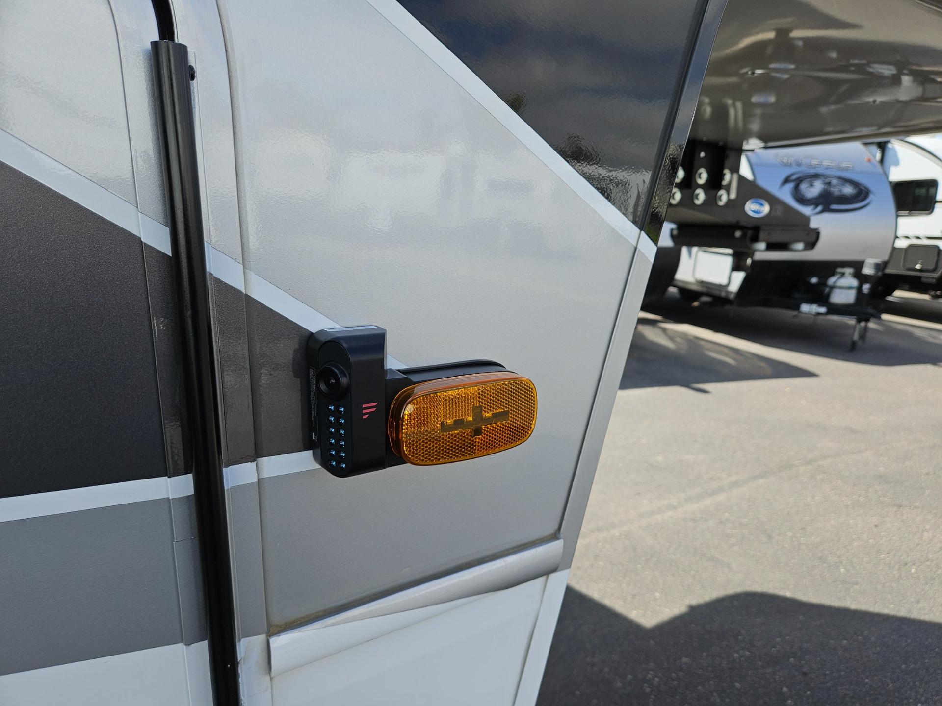 2026 Keystone RV 2026 Keystone RV Montana Legacy - thumbnail 11