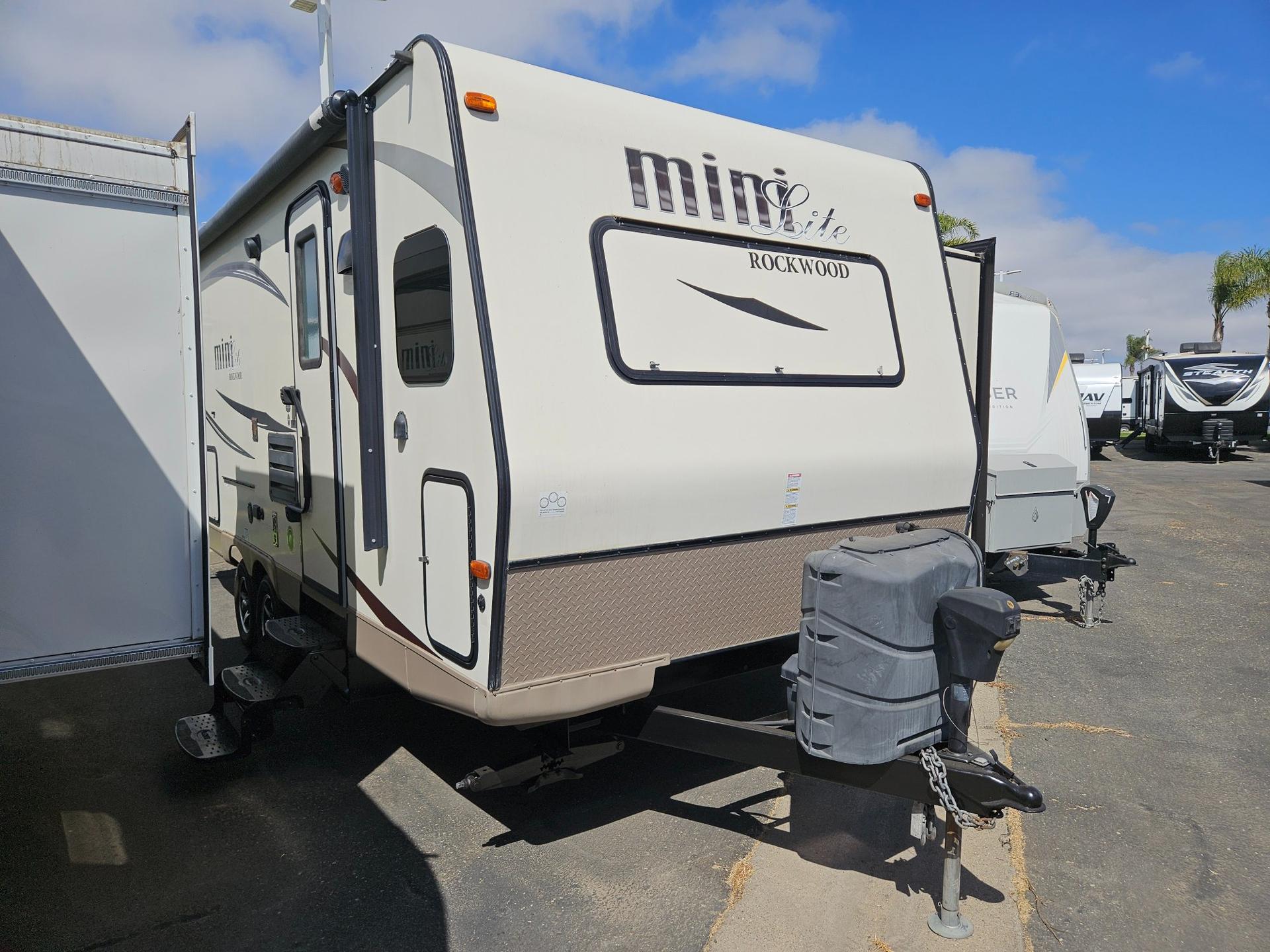 2017 Forest River 2017 Forest River Rockwood Mini Lite - image 1