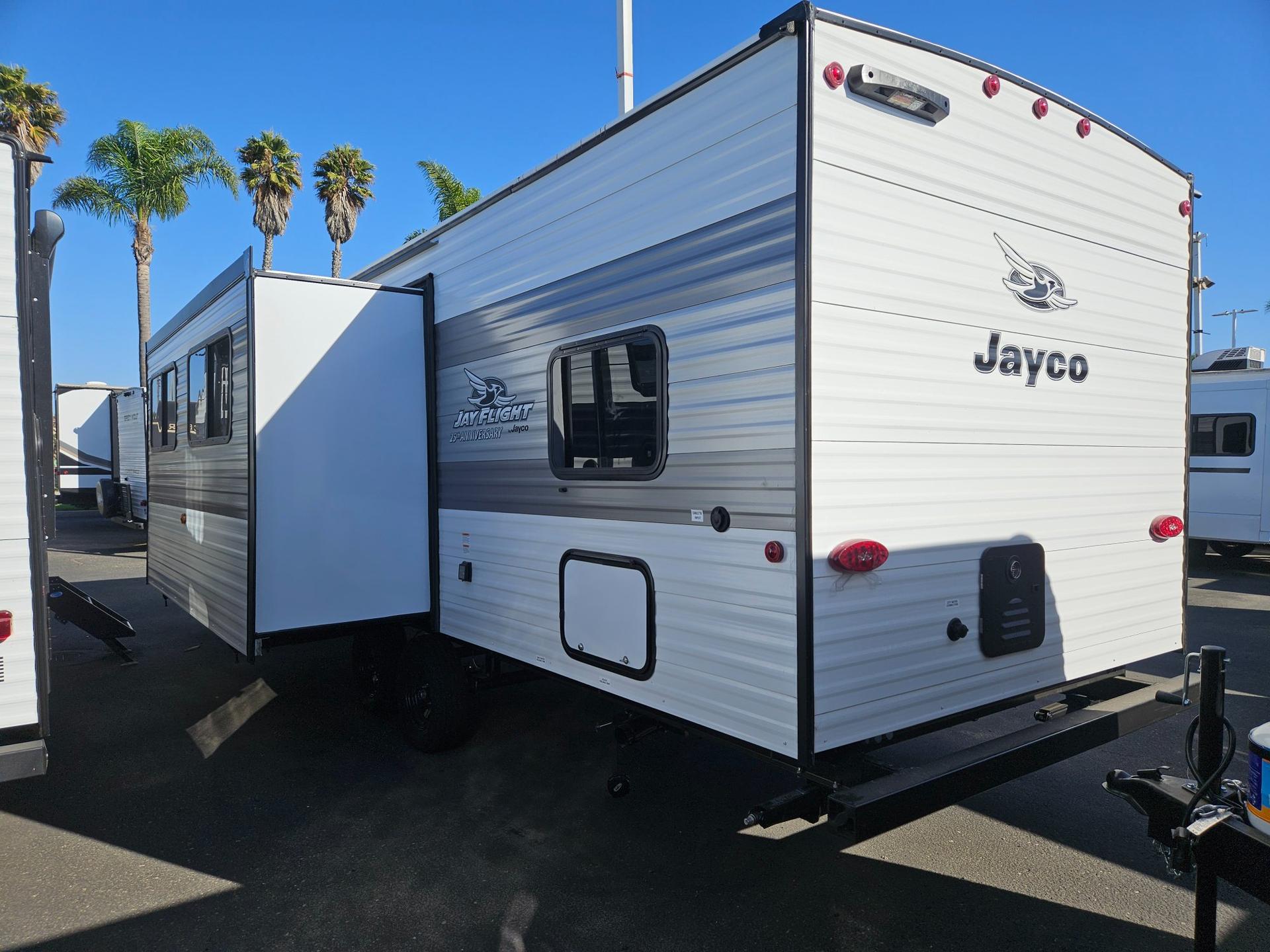 2027 Jayco 2027 Jayco Jay Flight - thumbnail 4