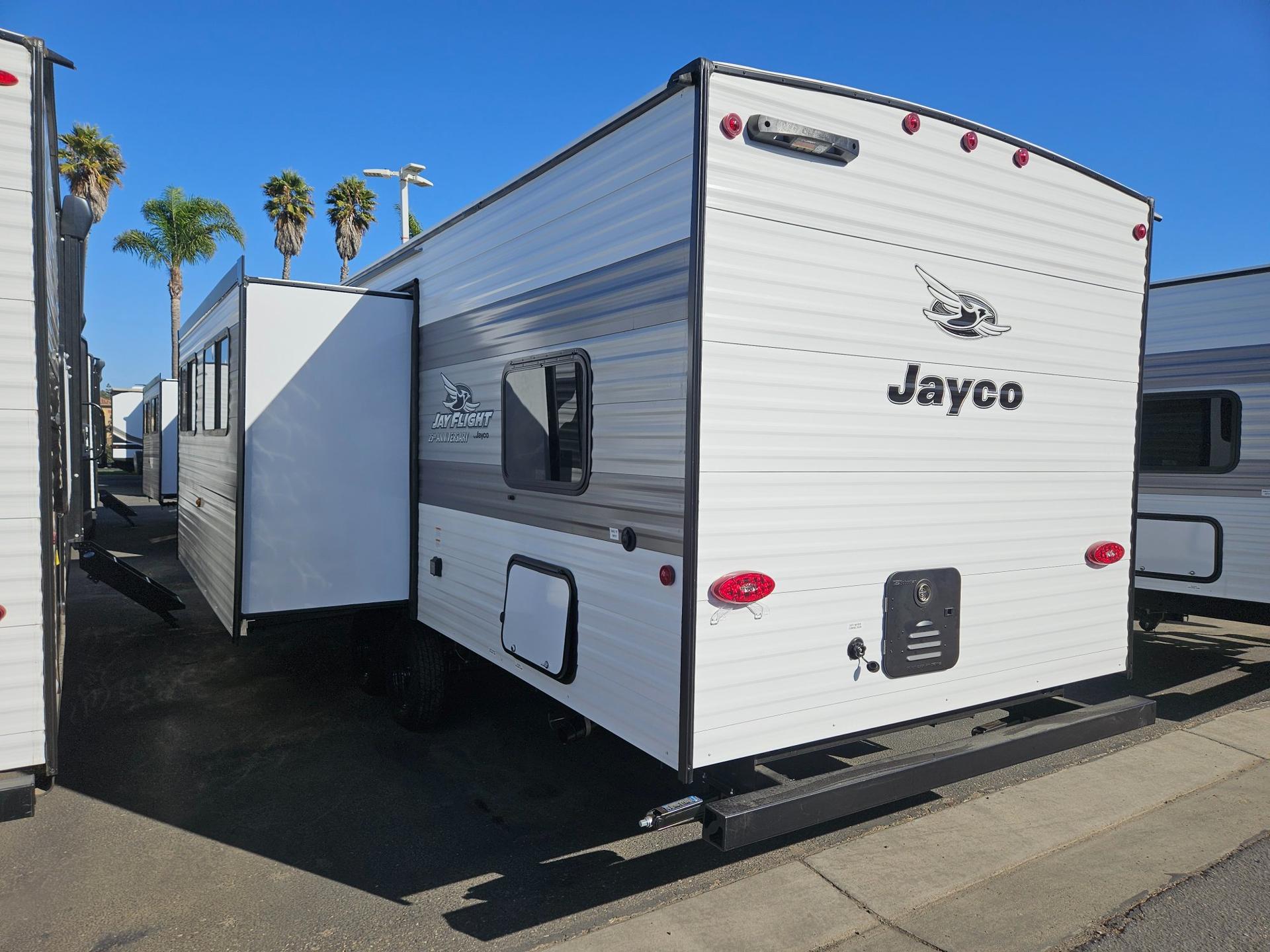 2027 Jayco 2027 Jayco Jay Flight - thumbnail 4