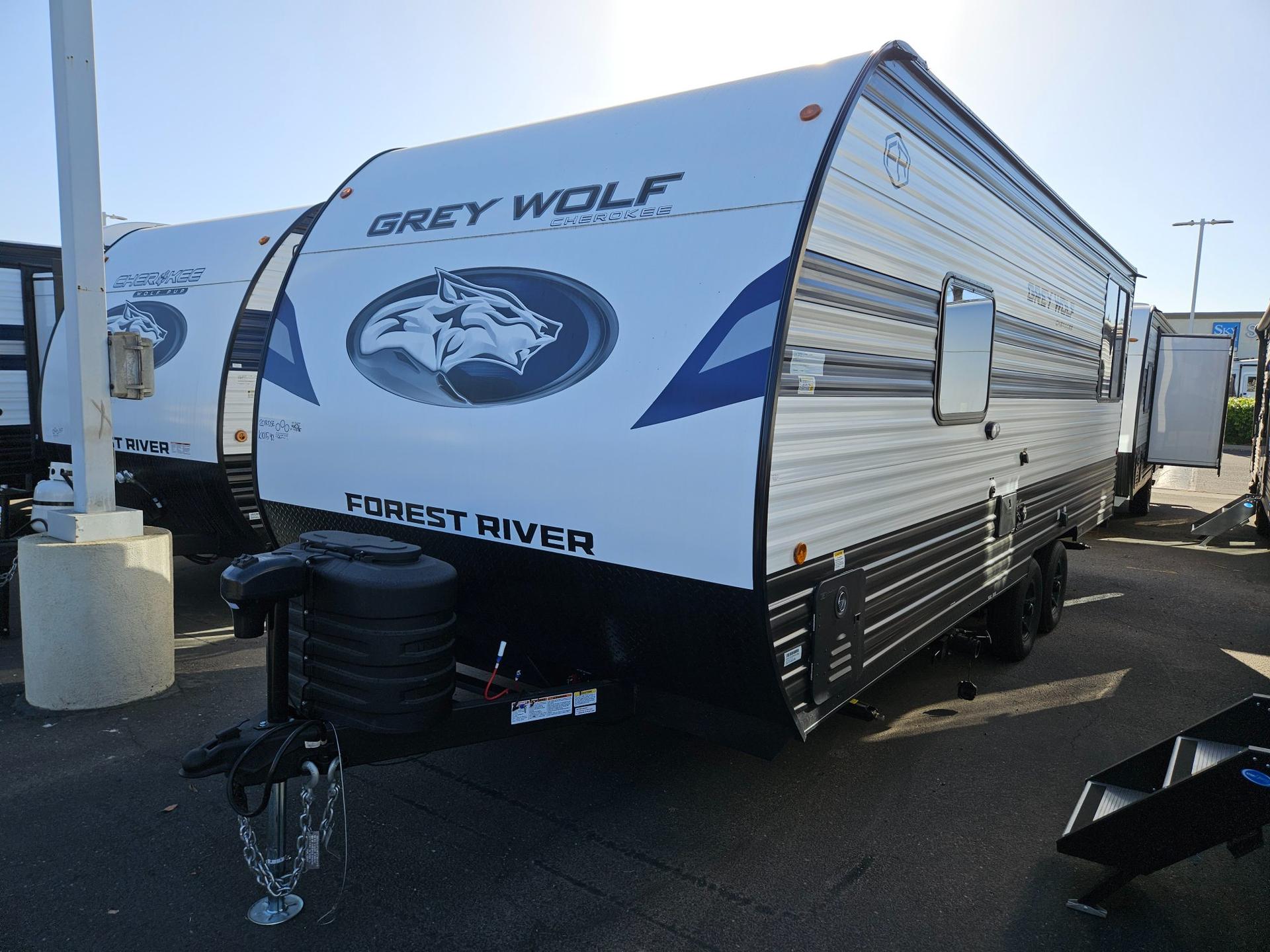 2027 Forest River 2027 Forest River Cherokee Grey Wolf - thumbnail 5