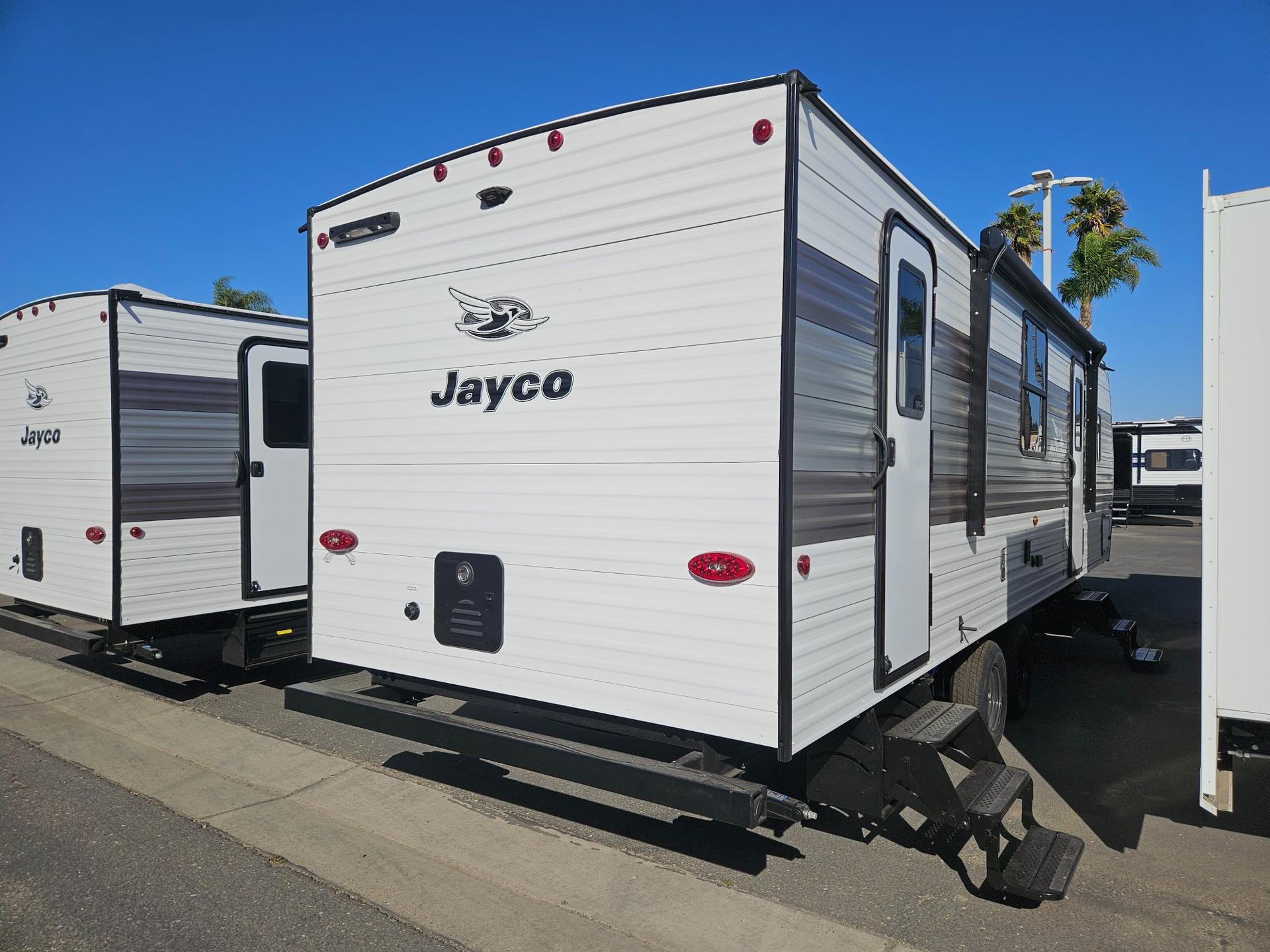 2027 Jayco 2027 Jayco Jay Flight - thumbnail 3