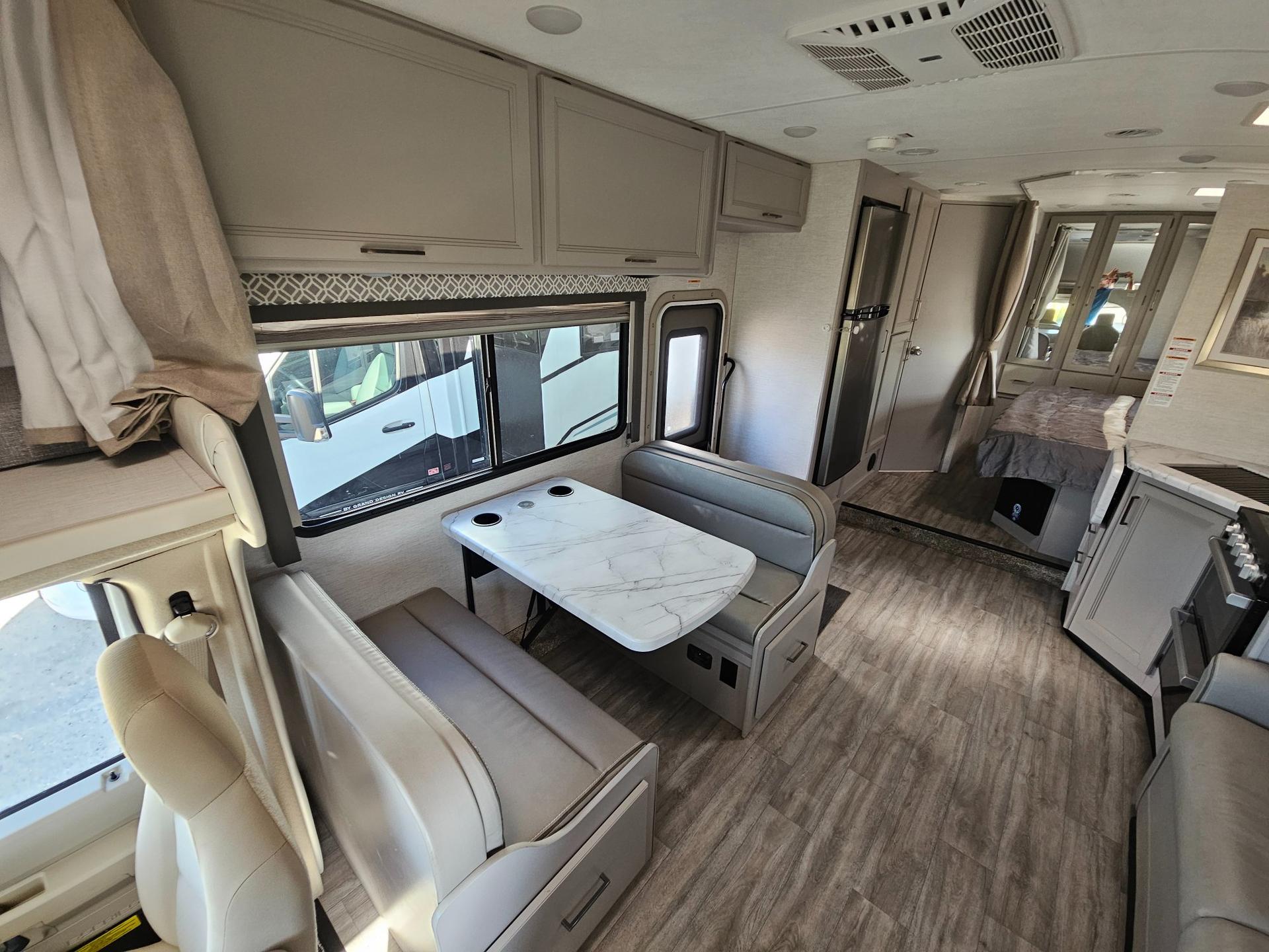 2023 Thor Motor Coach 2023 Thor Motor Coach Coleman - thumbnail 7