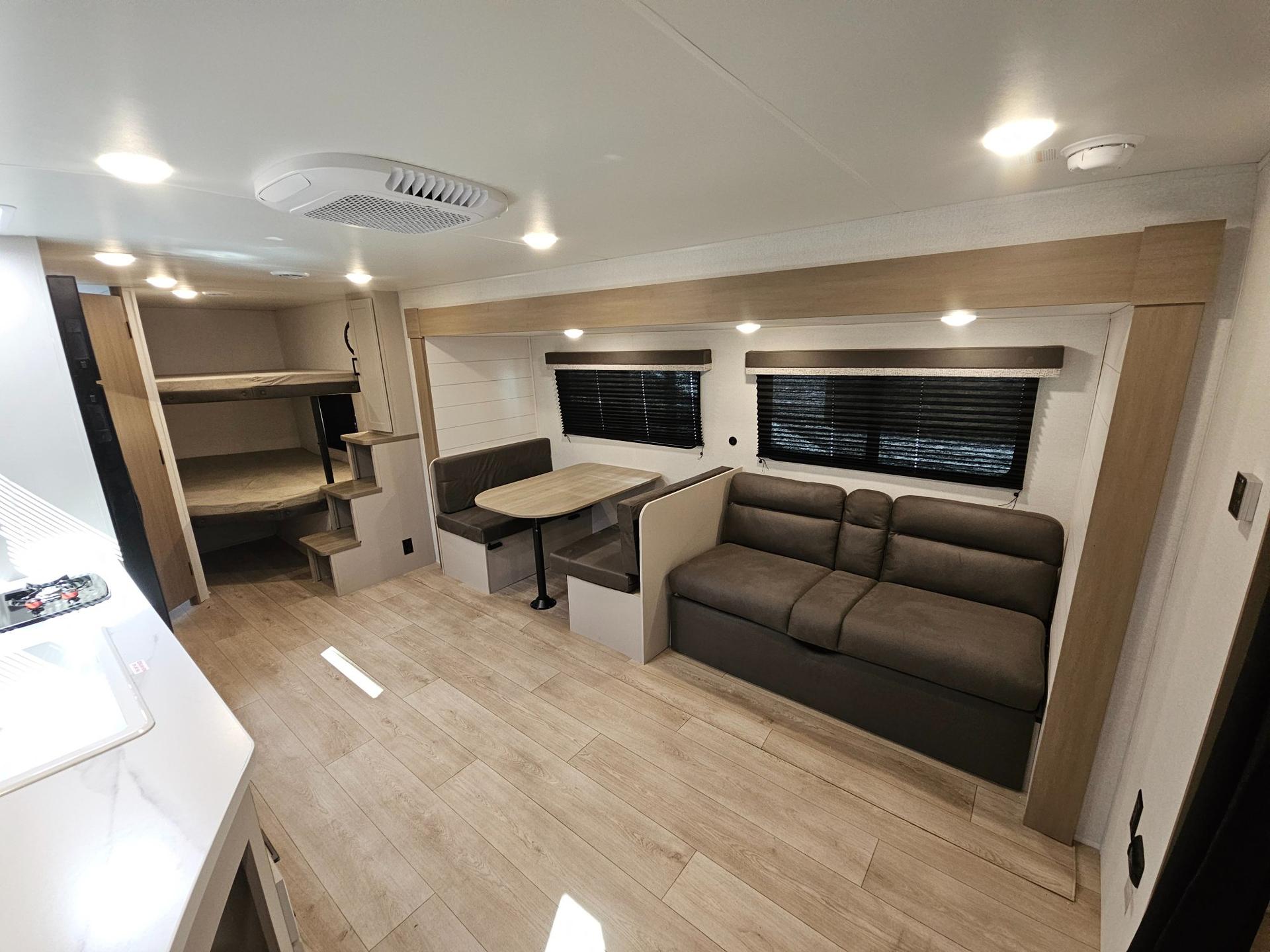 2027 Jayco 2027 Jayco Jay Flight - thumbnail 6