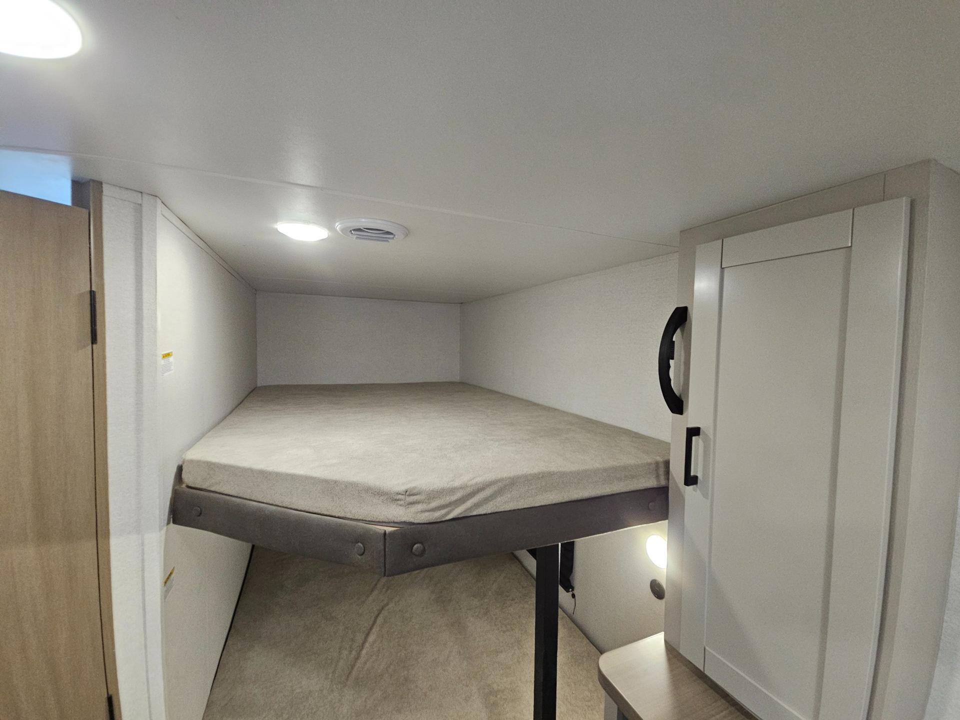 2027 Jayco 2027 Jayco Jay Flight - thumbnail 13